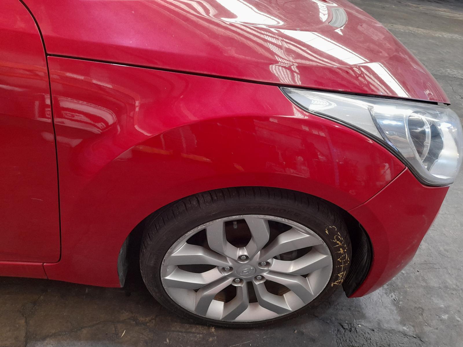 View Auto part Right Guard Hyundai Veloster 2013