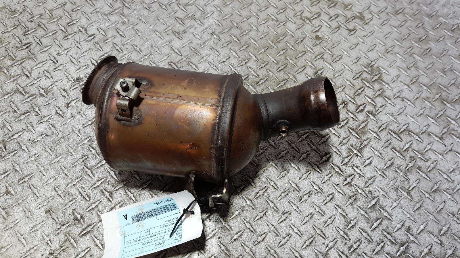 View Auto part Catalytic Converter Mercedes C Class 2011
