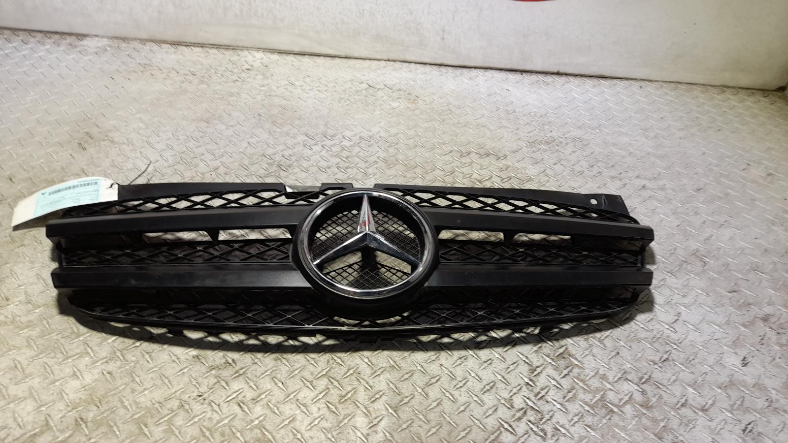 View Auto part Grille Mercedes Vito 2012