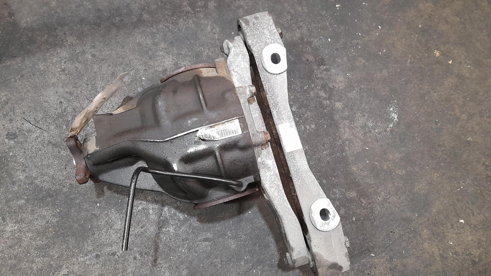 View Auto part Differential Centre Mercedes Vito 2012