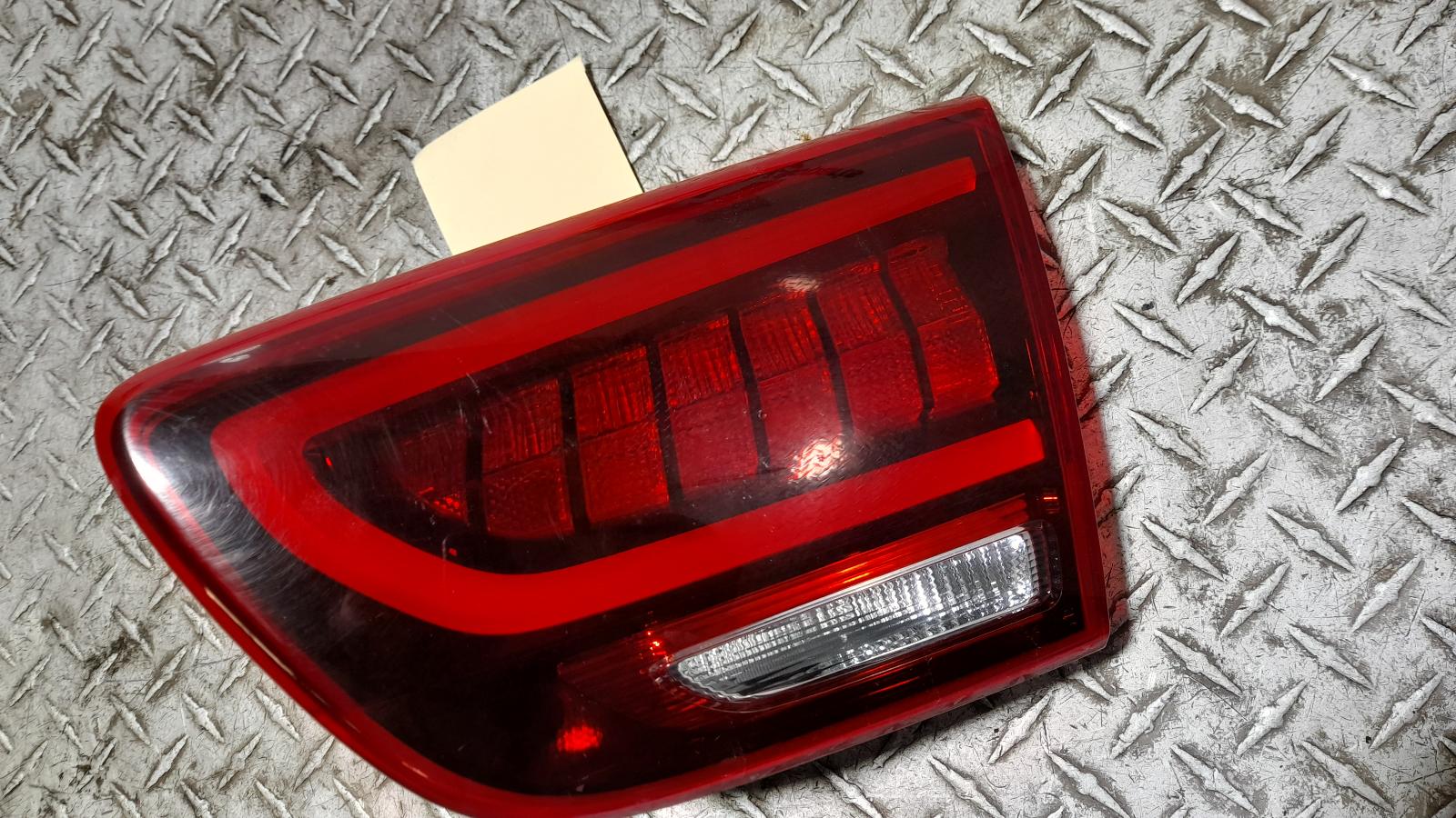 View Auto part Rear Garnish Kia Sorento 2017