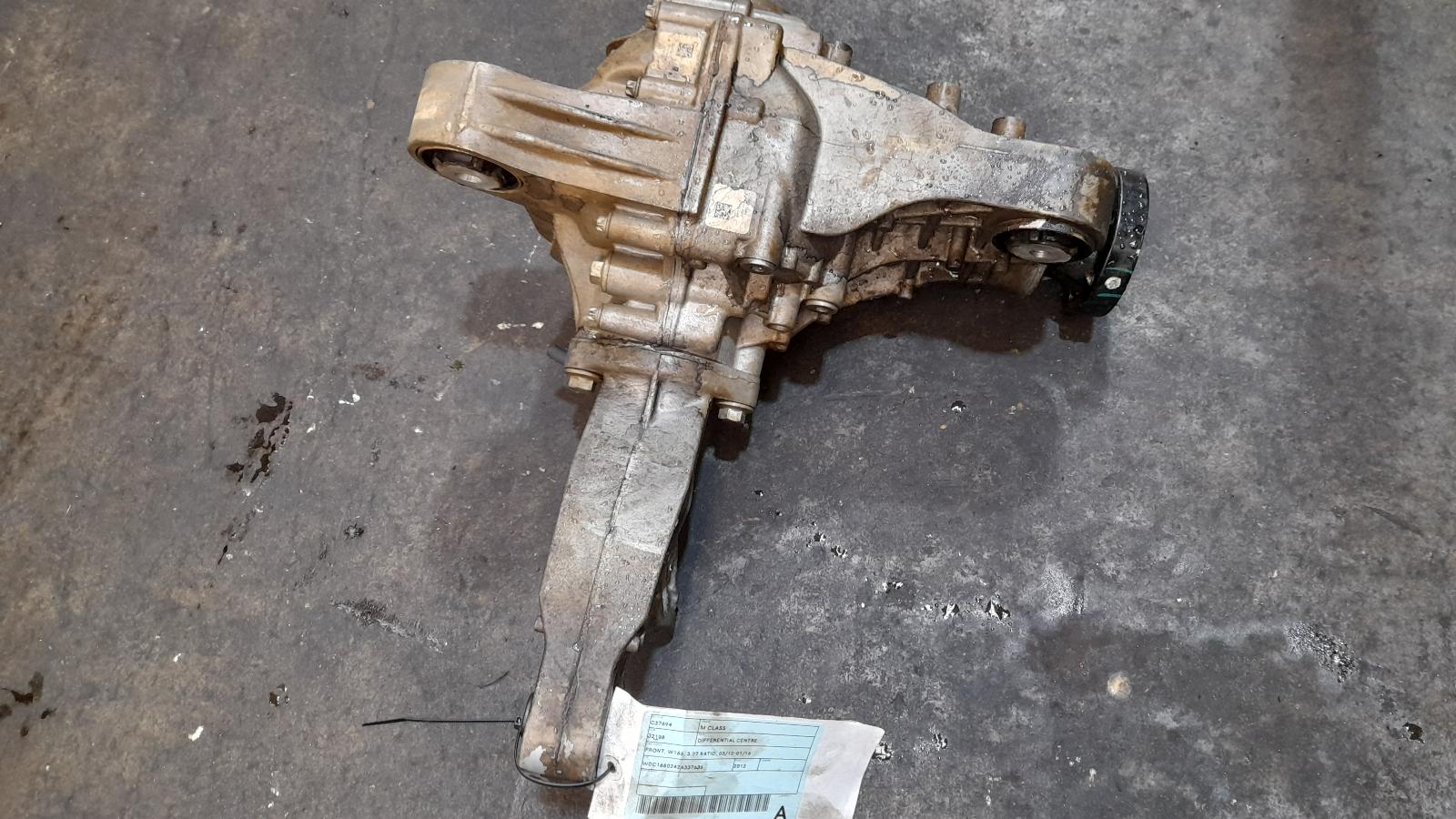 View Auto part Differential Centre Mercedes M Class 2013