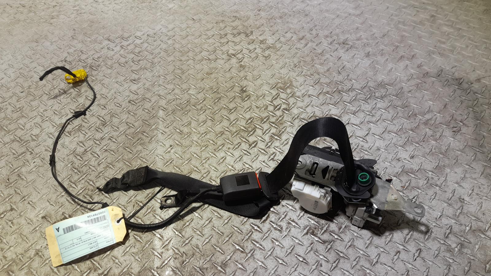 View Auto part Seatbelt/Stalk Mercedes M Class 2013