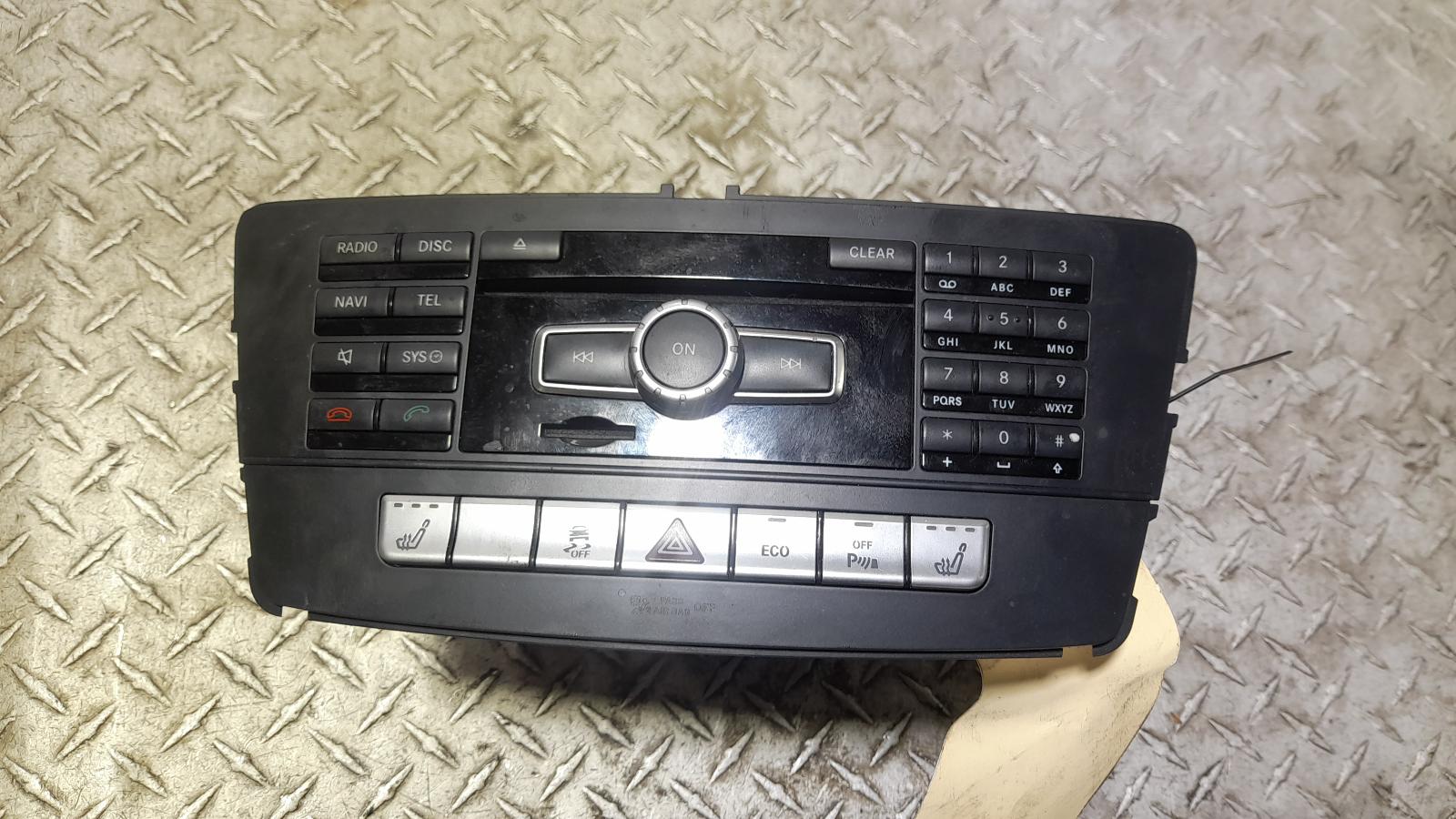 View Auto part Radio/Cd/Dvd/Sat/Tv Mercedes M Class 2013