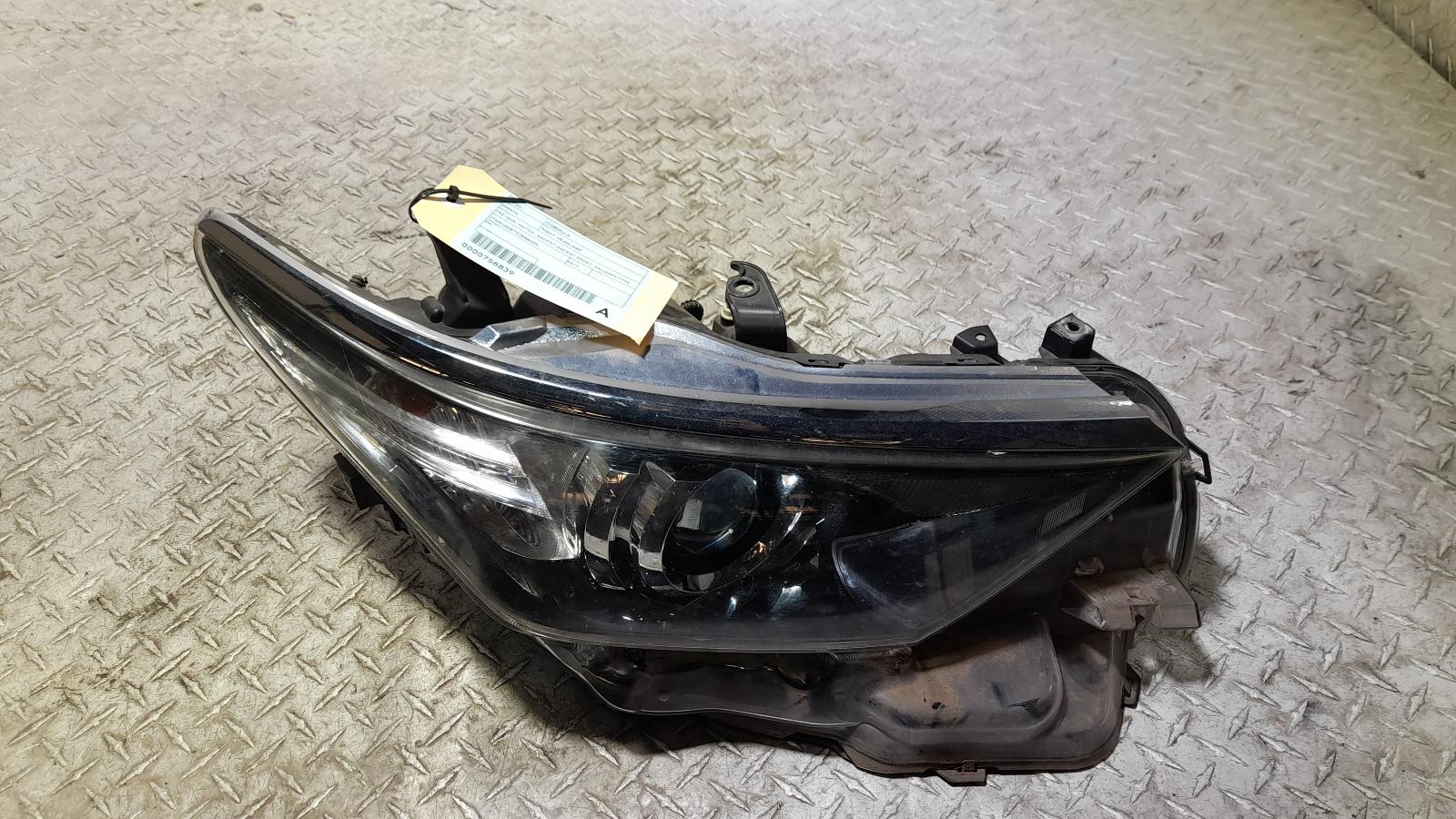 View Auto part Right Headlamp Toyota Corolla 2017