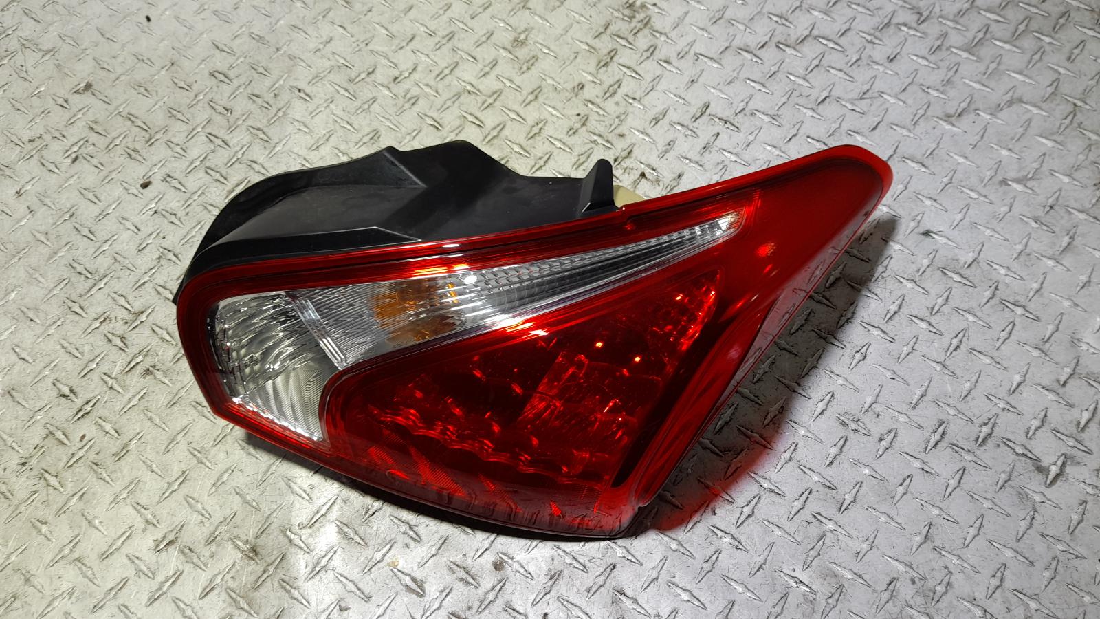 View Auto part Right Taillight Nissan Pulsar 2013