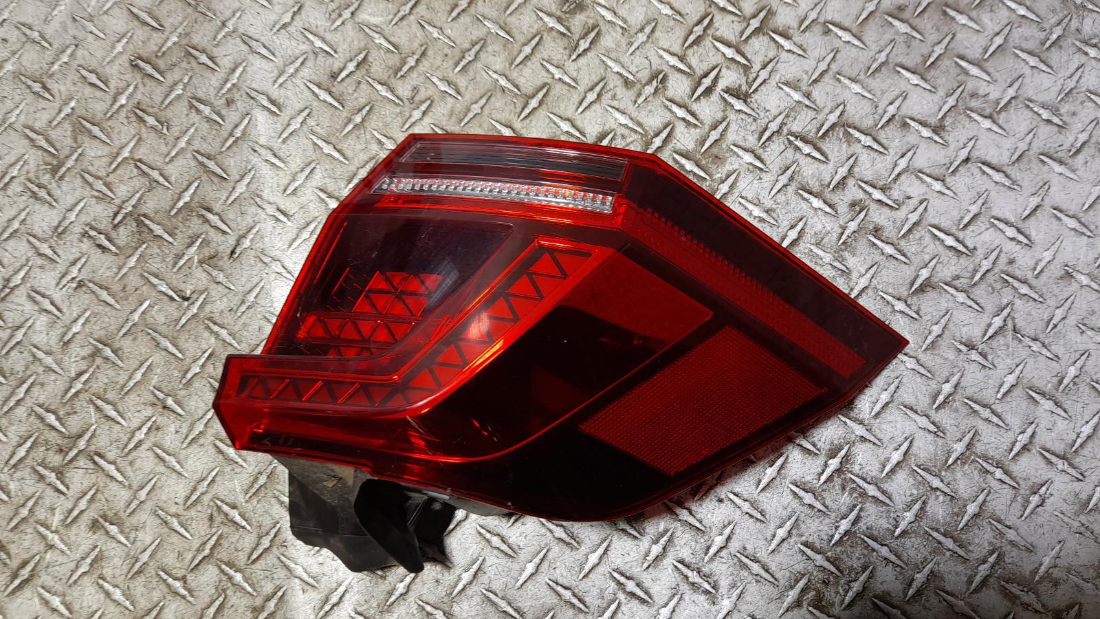 View Auto part Left Taillight Volkswagen Tiguan 2019