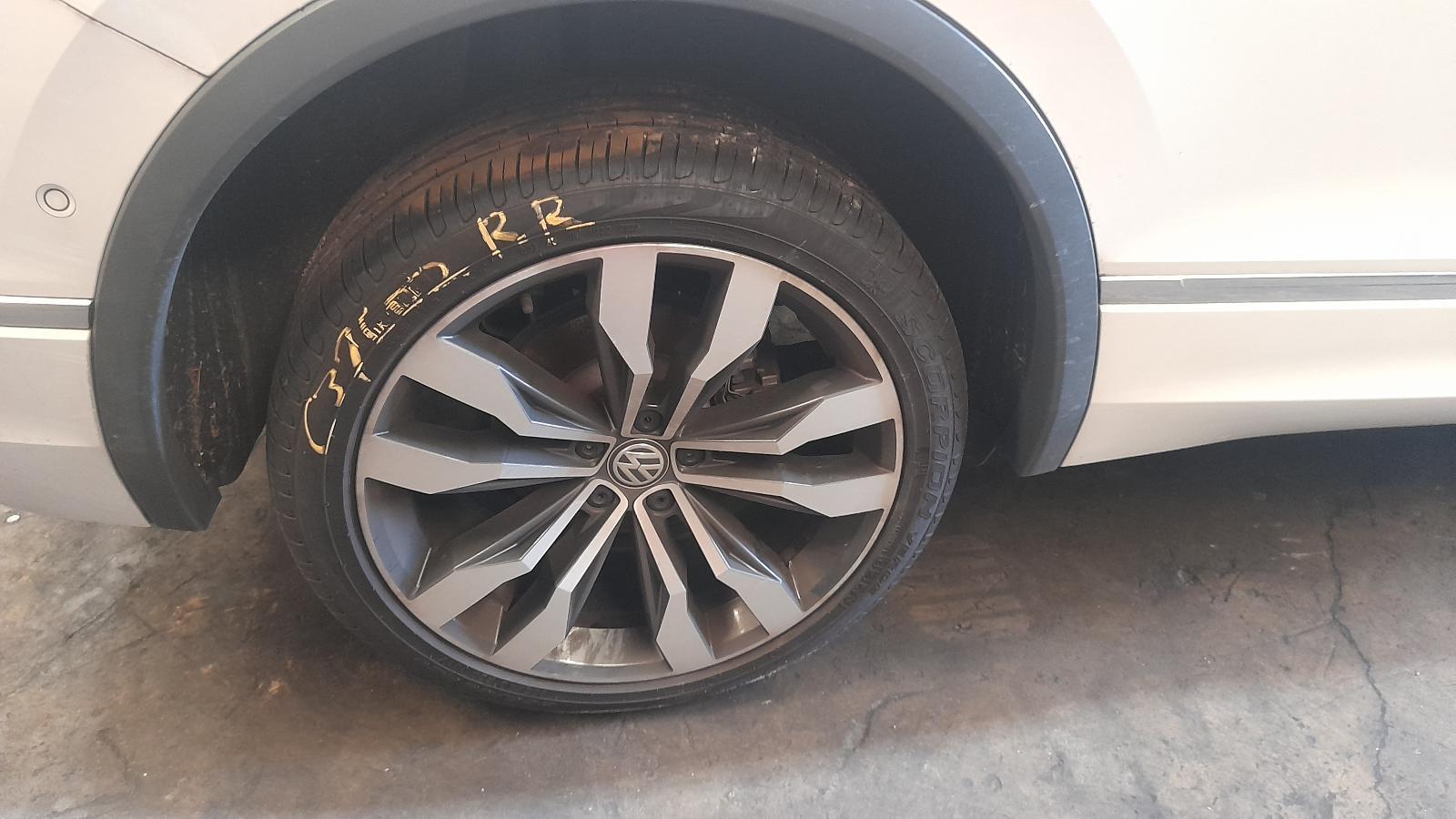 View Auto part Wheel Mag Volkswagen Tiguan 2019