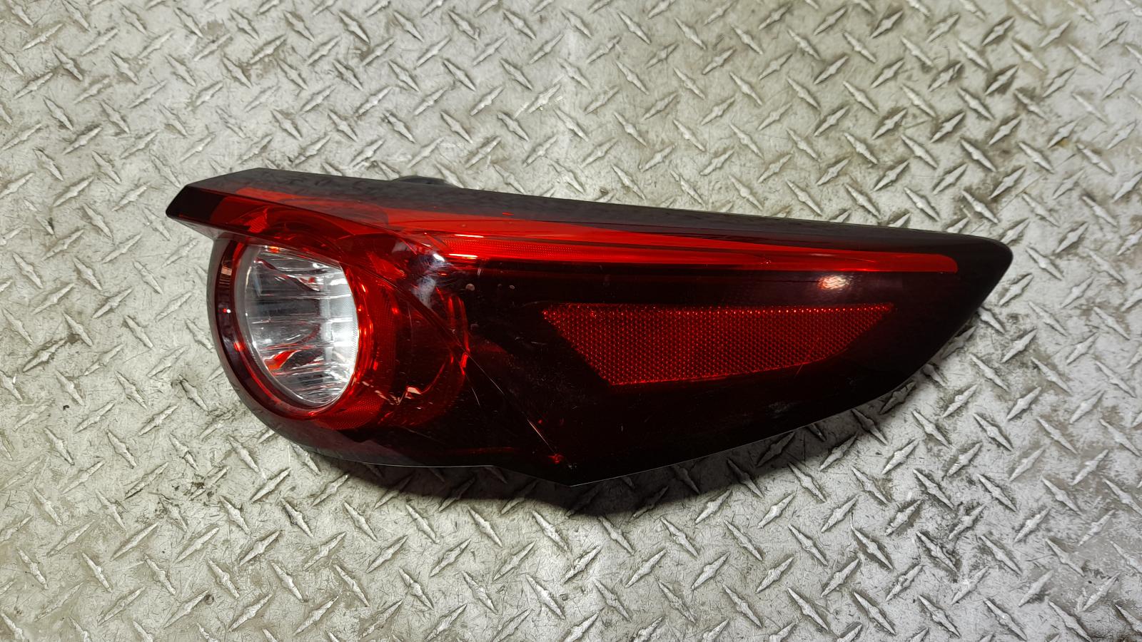 View Auto part Right Taillight Mazda Cx9 2022