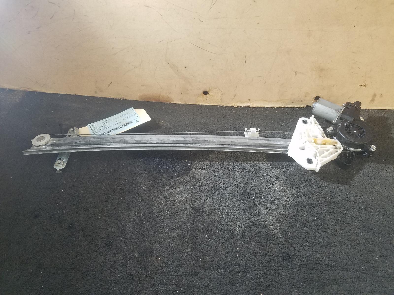 View Auto part Right Front Window Reg/Motor Honda Odyssey 2014