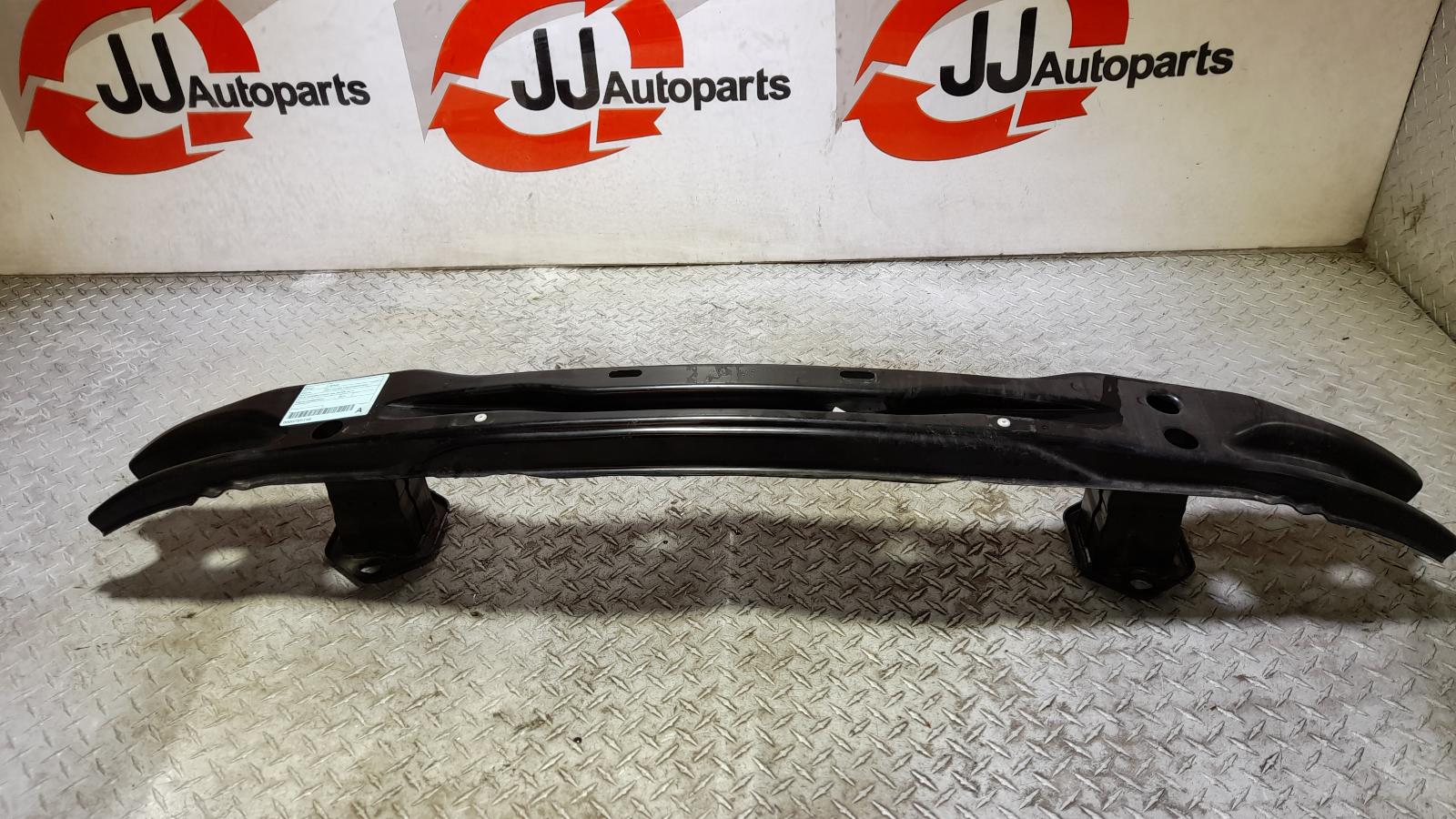 View Auto part R/Bar Bracket/Reinfo Bmw 3 Series 2013