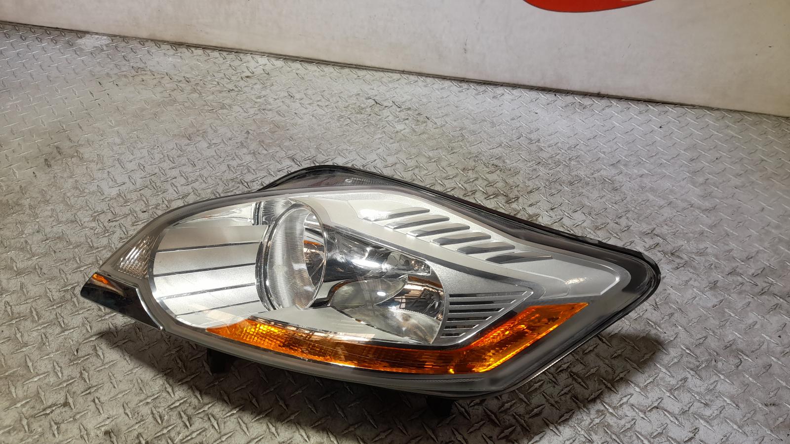 View Auto part Left Headlamp Ford Kuga 2012