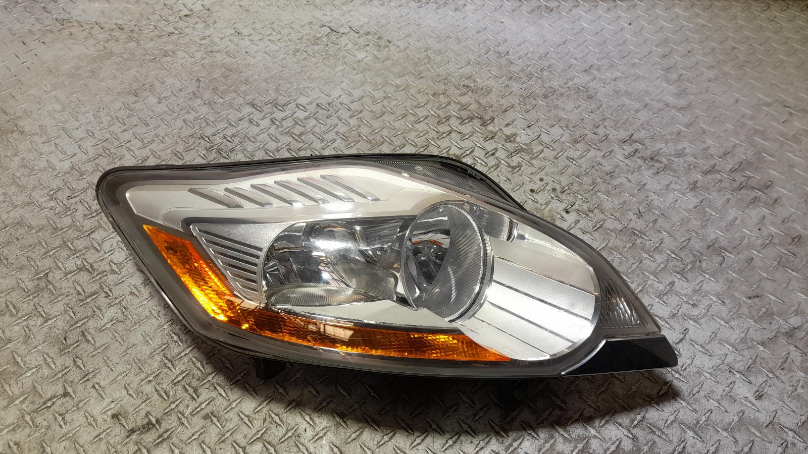 View Auto part Right Headlamp Ford Kuga 2012