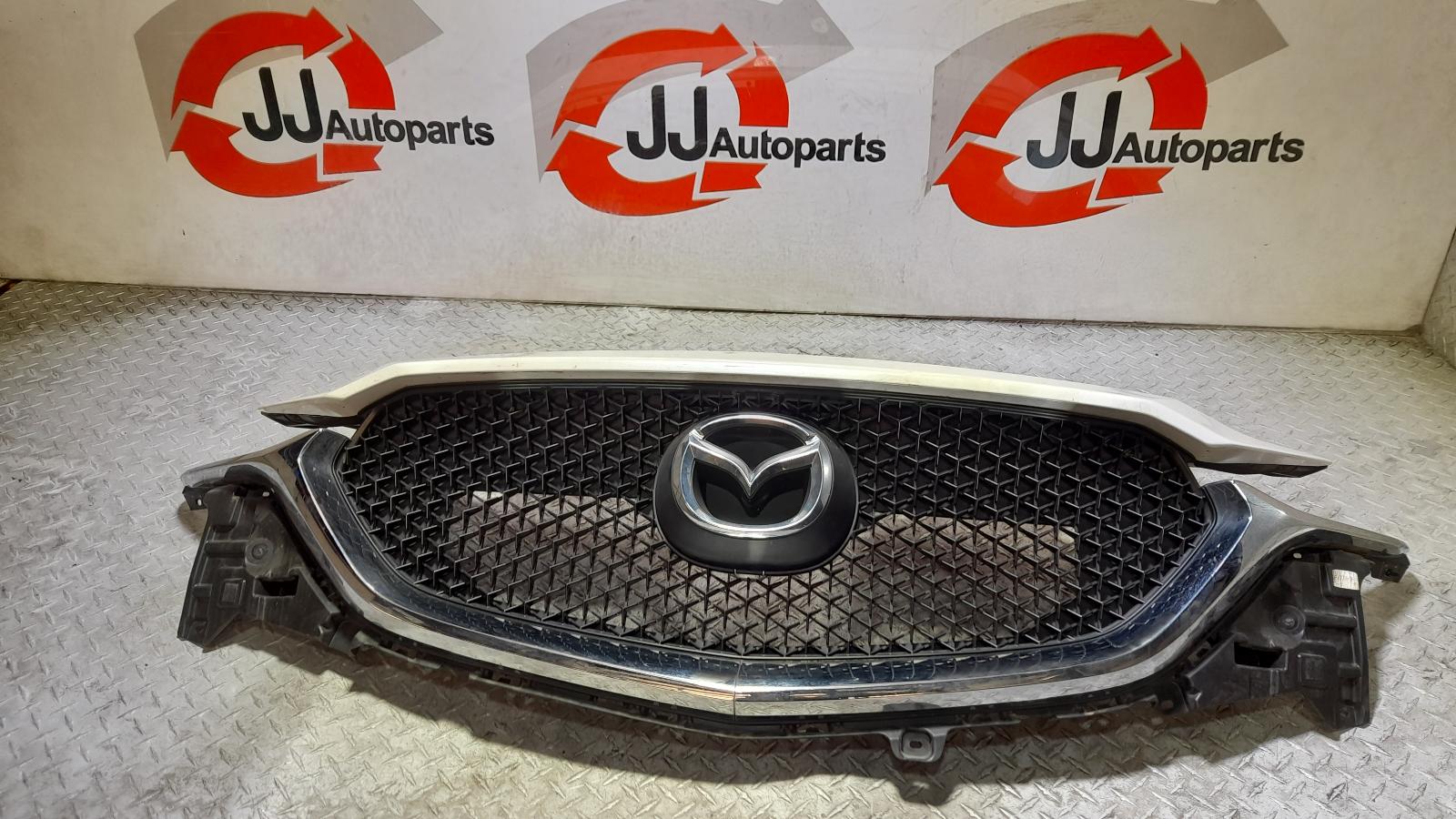 View Auto part Grille Mazda Cx5 2018