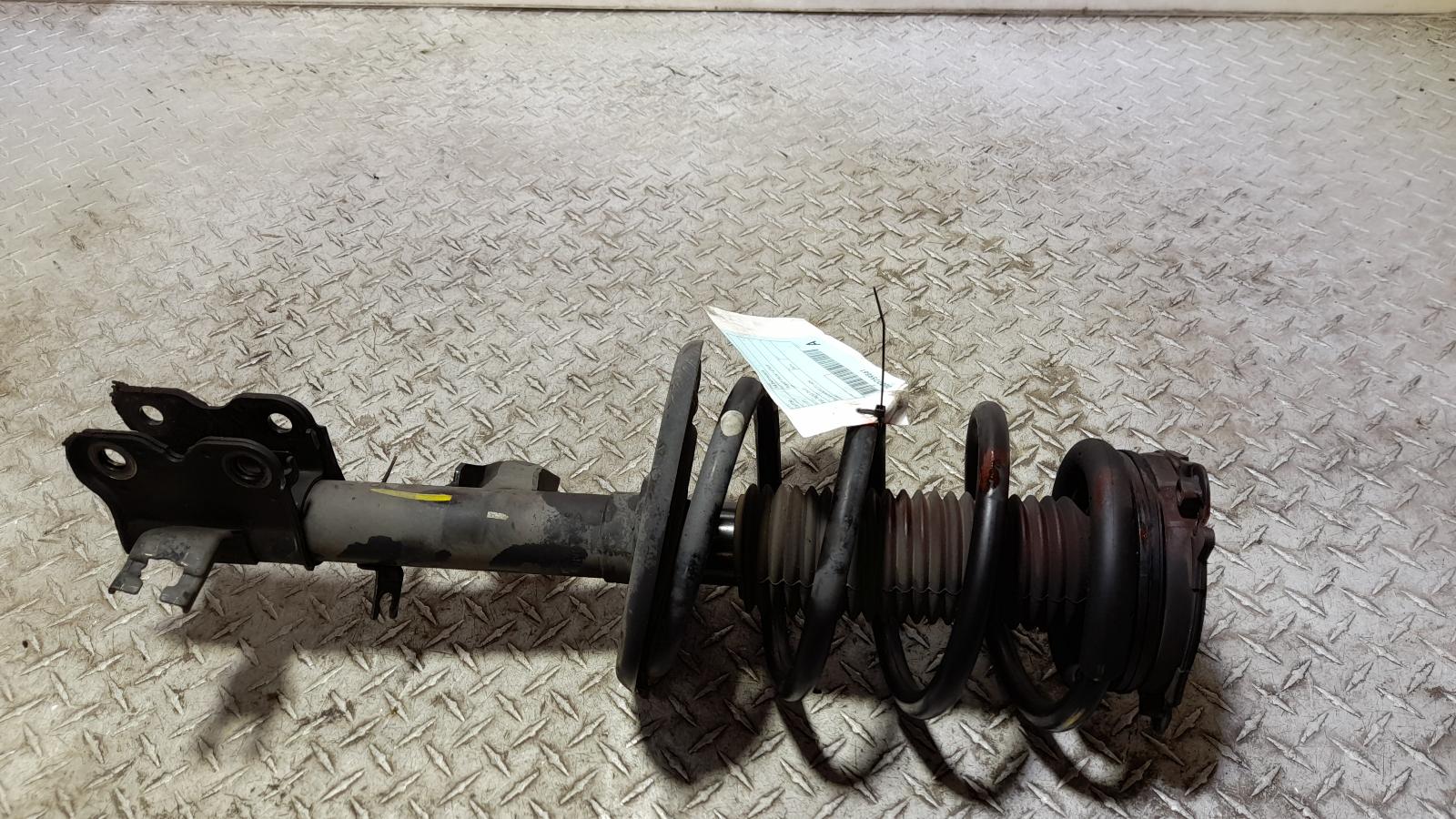 View Auto part Right Front Strut Nissan Pathfinder 2014