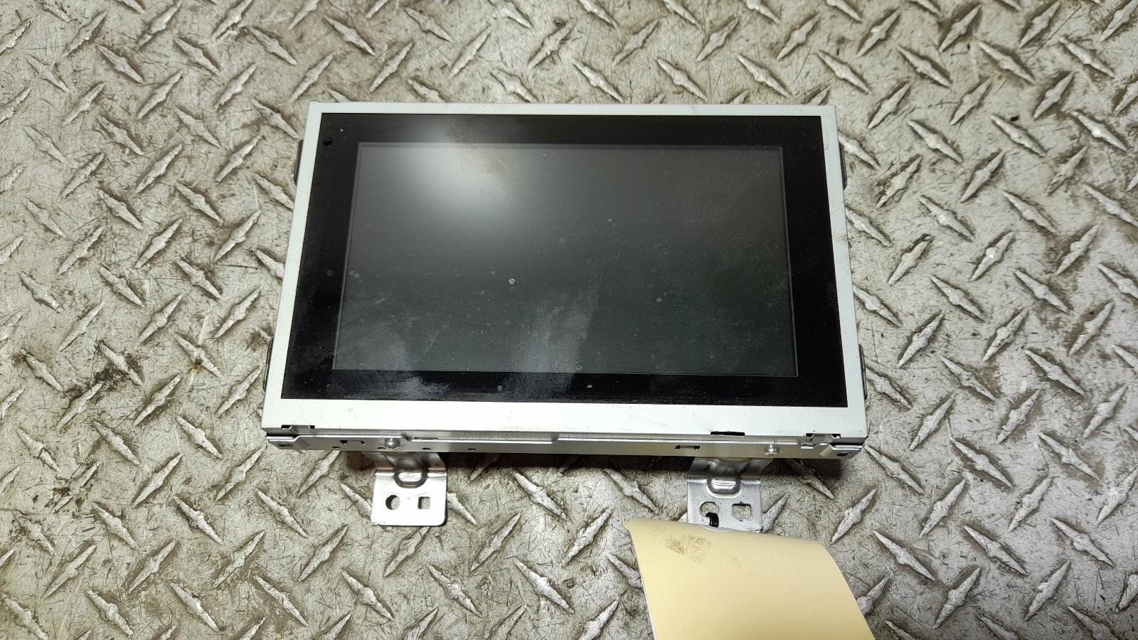 View Auto part Radio/Cd/Dvd/Sat/Tv Nissan Pathfinder 2014