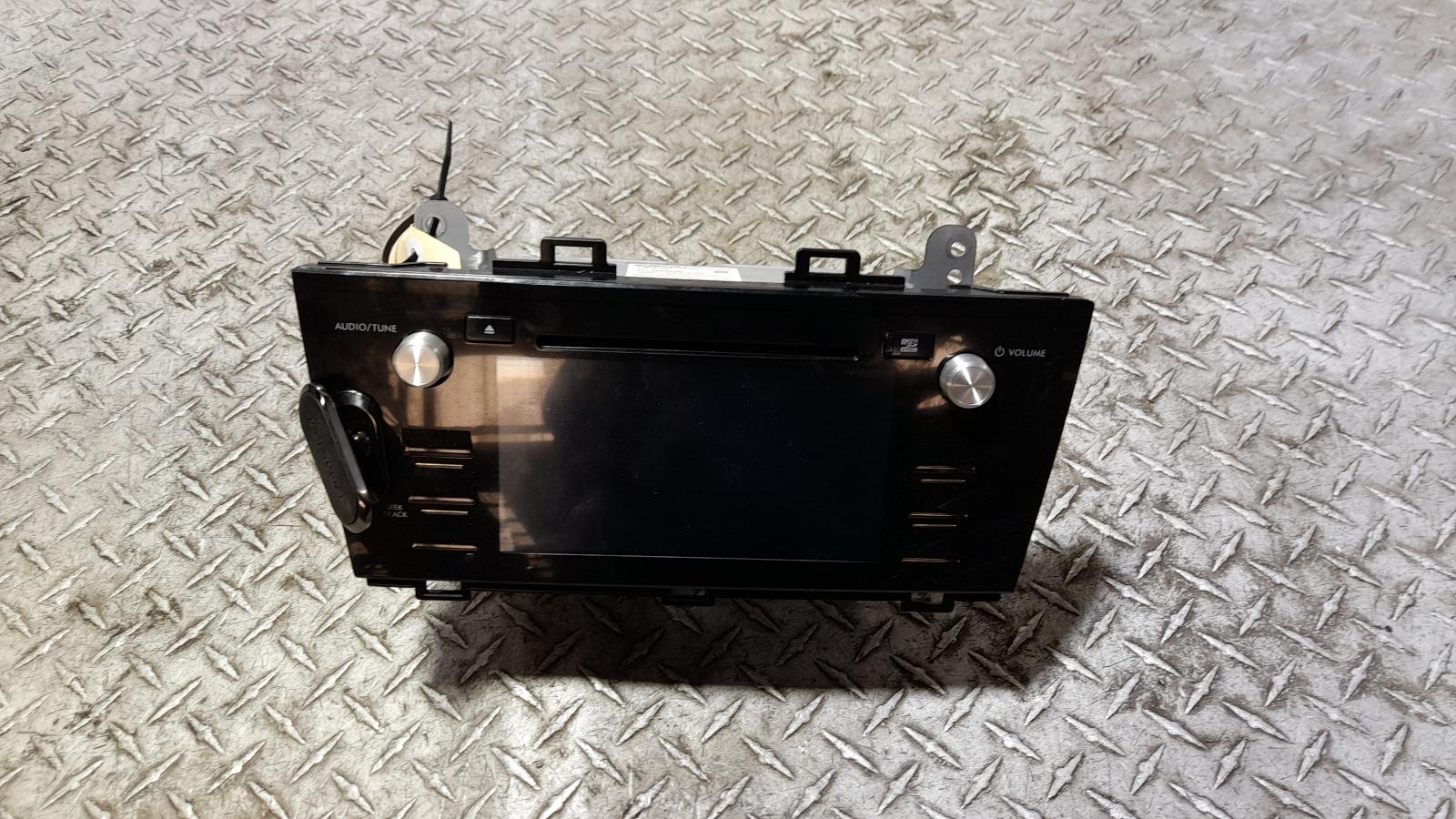 View Auto part Radio/Cd/Dvd/Sat/Tv Subaru Liberty 2017