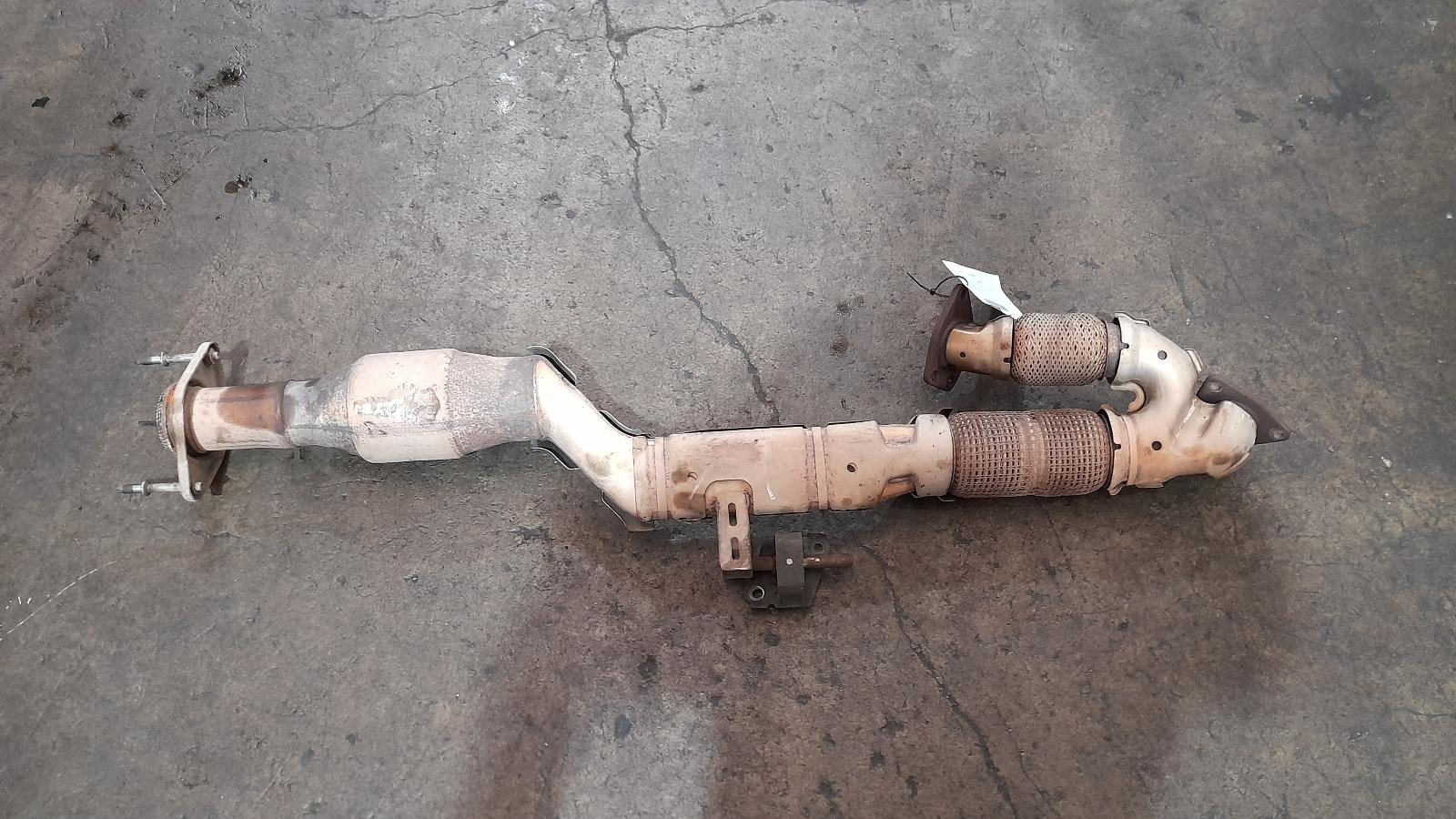 View Auto part Catalytic Converter Nissan Pathfinder 2017