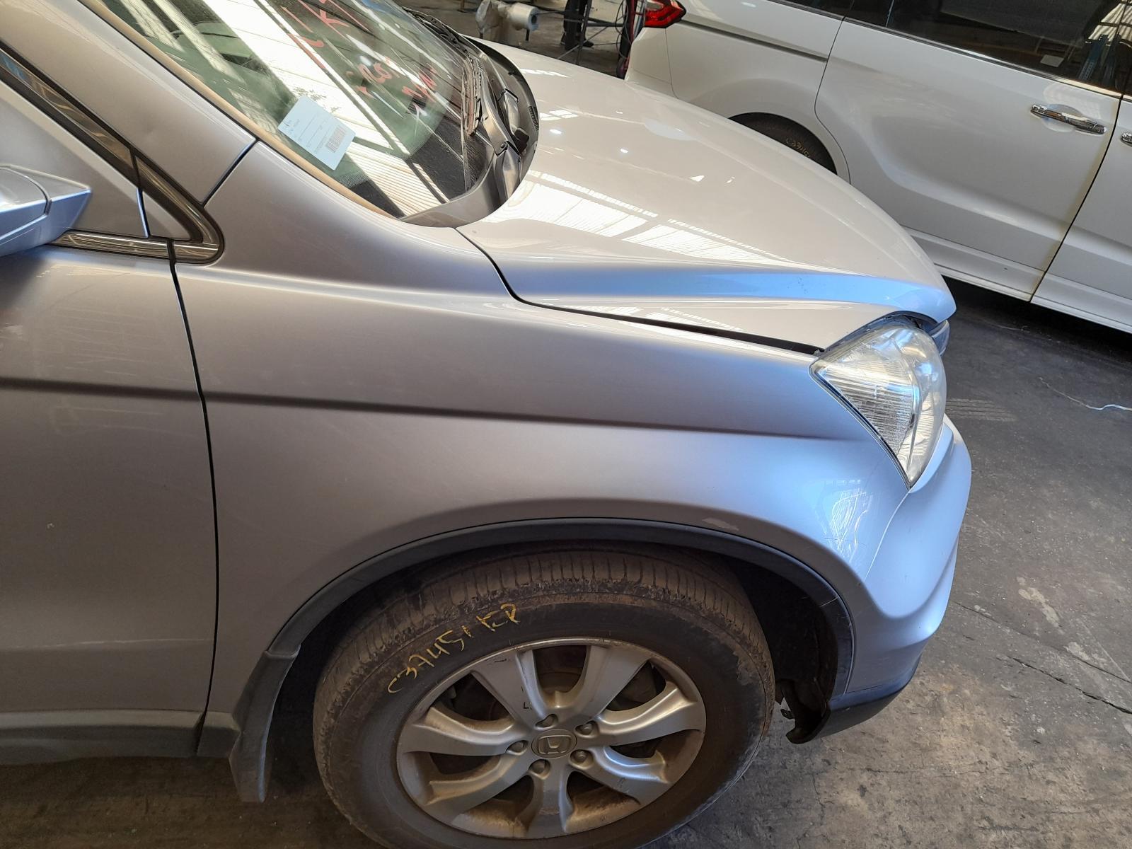 View Auto part Right Guard Honda Crv 2012