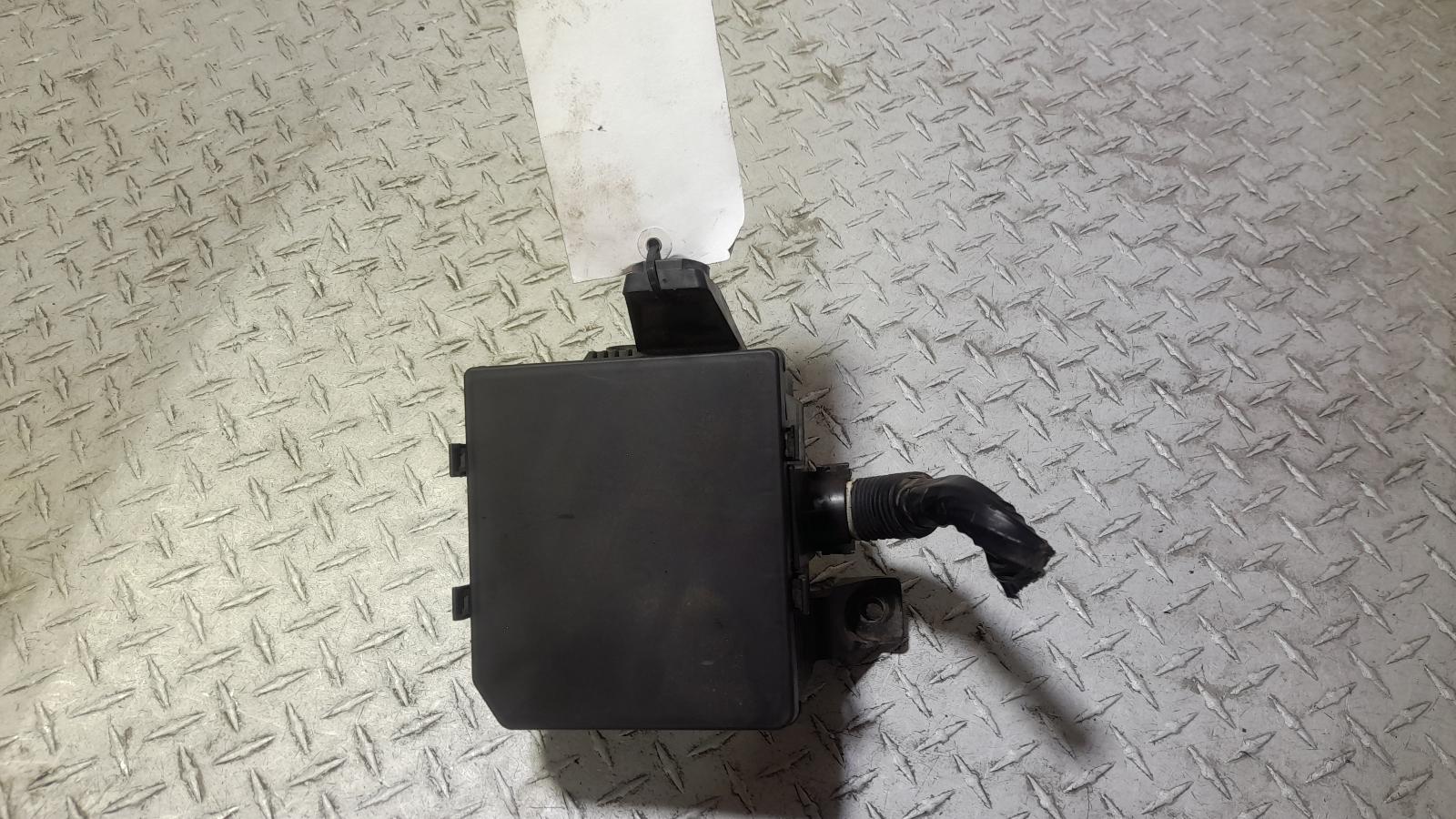 View Auto part Fuse Box Nissan Navara 2017