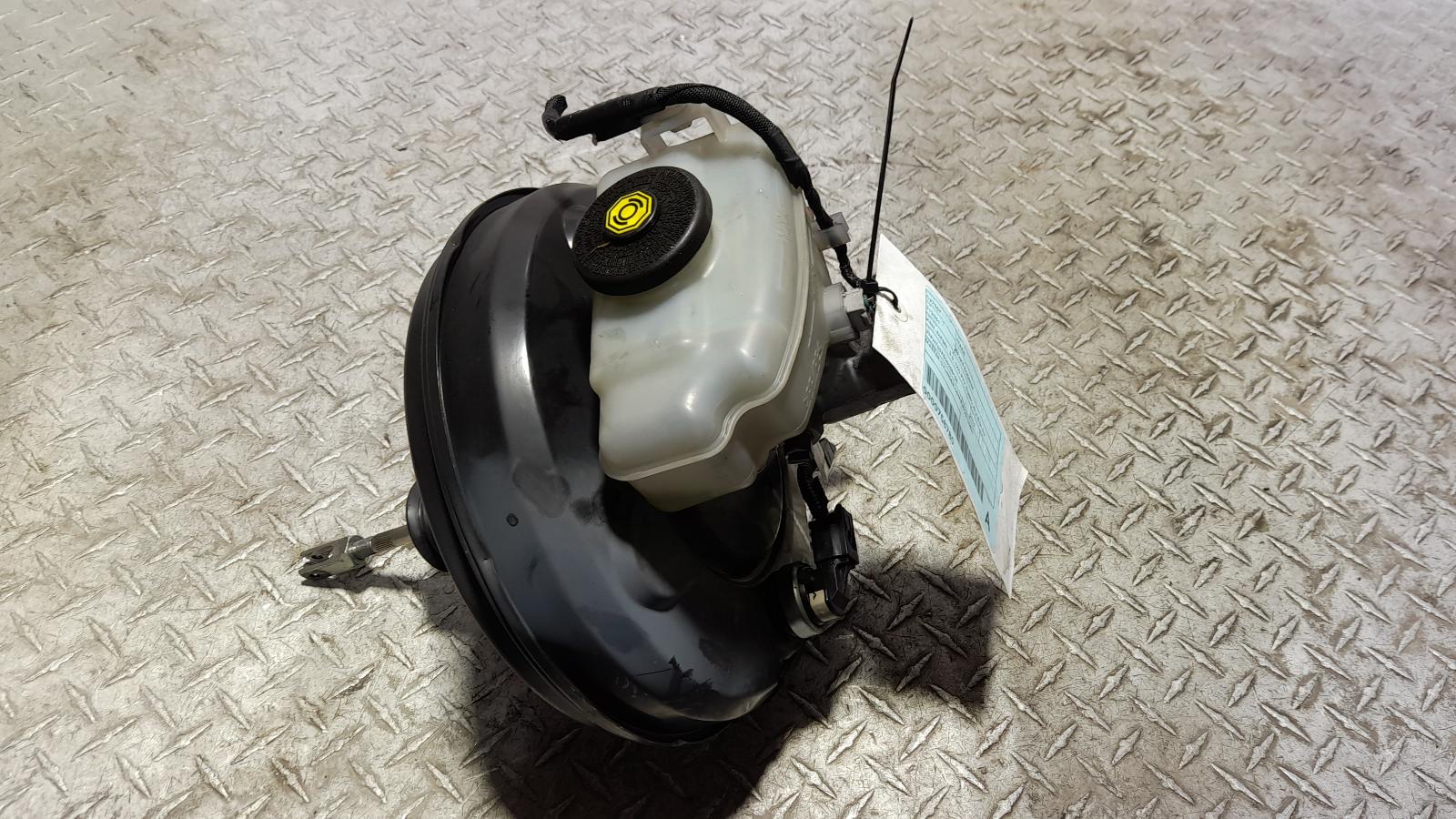 View Auto part Brake Booster Toyota Hiace 2016