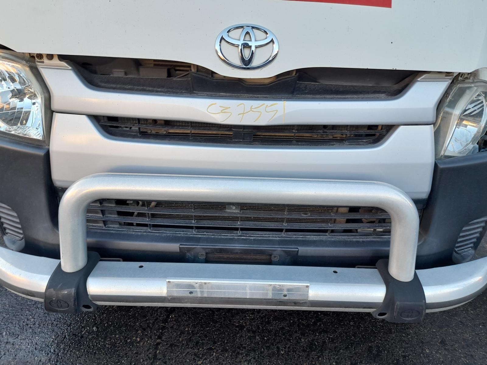 View Auto part Grille Toyota Hiace 2016