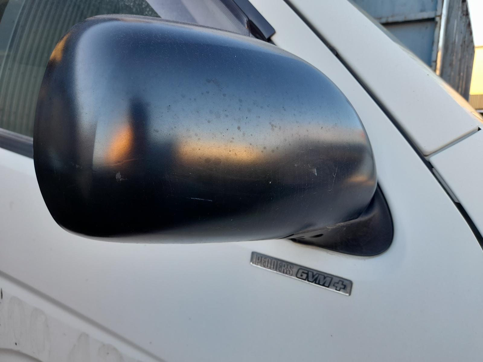 View Auto part Right Door Mirror Toyota Hiace 2016
