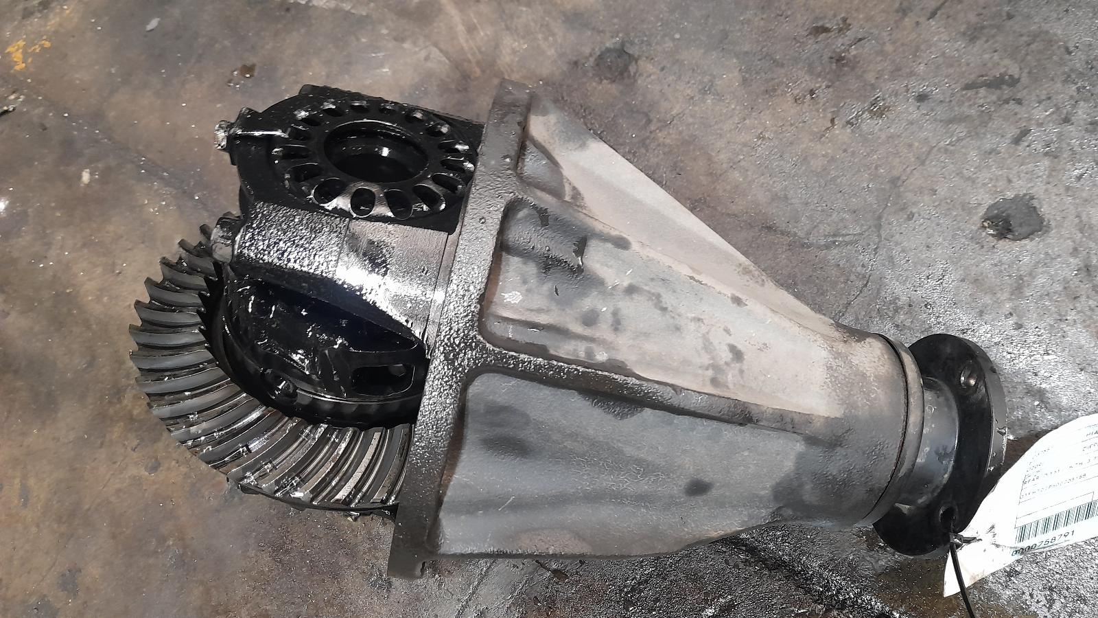 View Auto part Differential Centre Toyota Hiace 2016