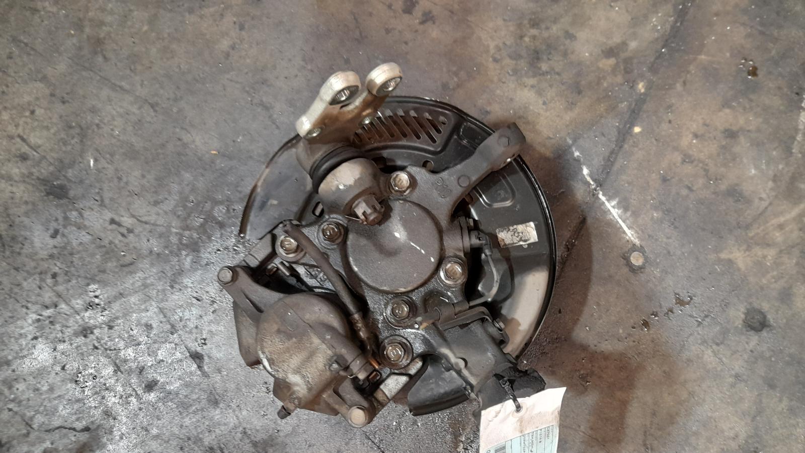 View Auto part Right Front Hub Assembly Toyota Hiace 2016
