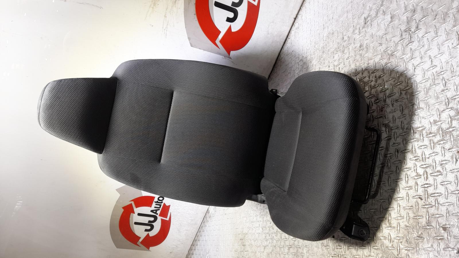 View Auto part Front Seat Toyota Hiace 2016