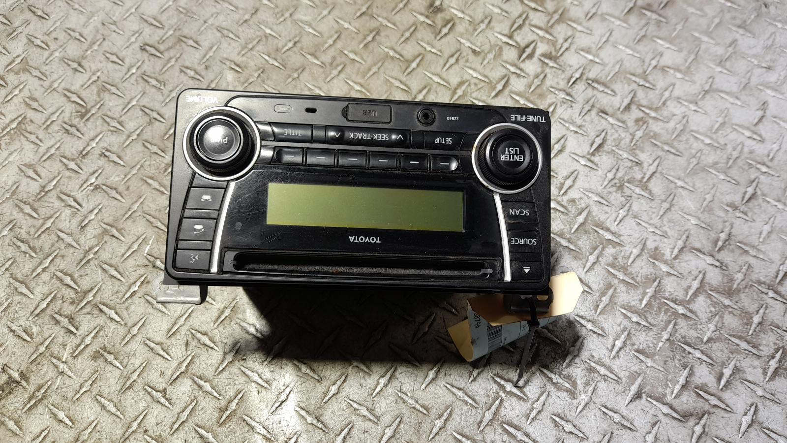 View Auto part Radio/Cd/Dvd/Sat/Tv Toyota Hiace 2016