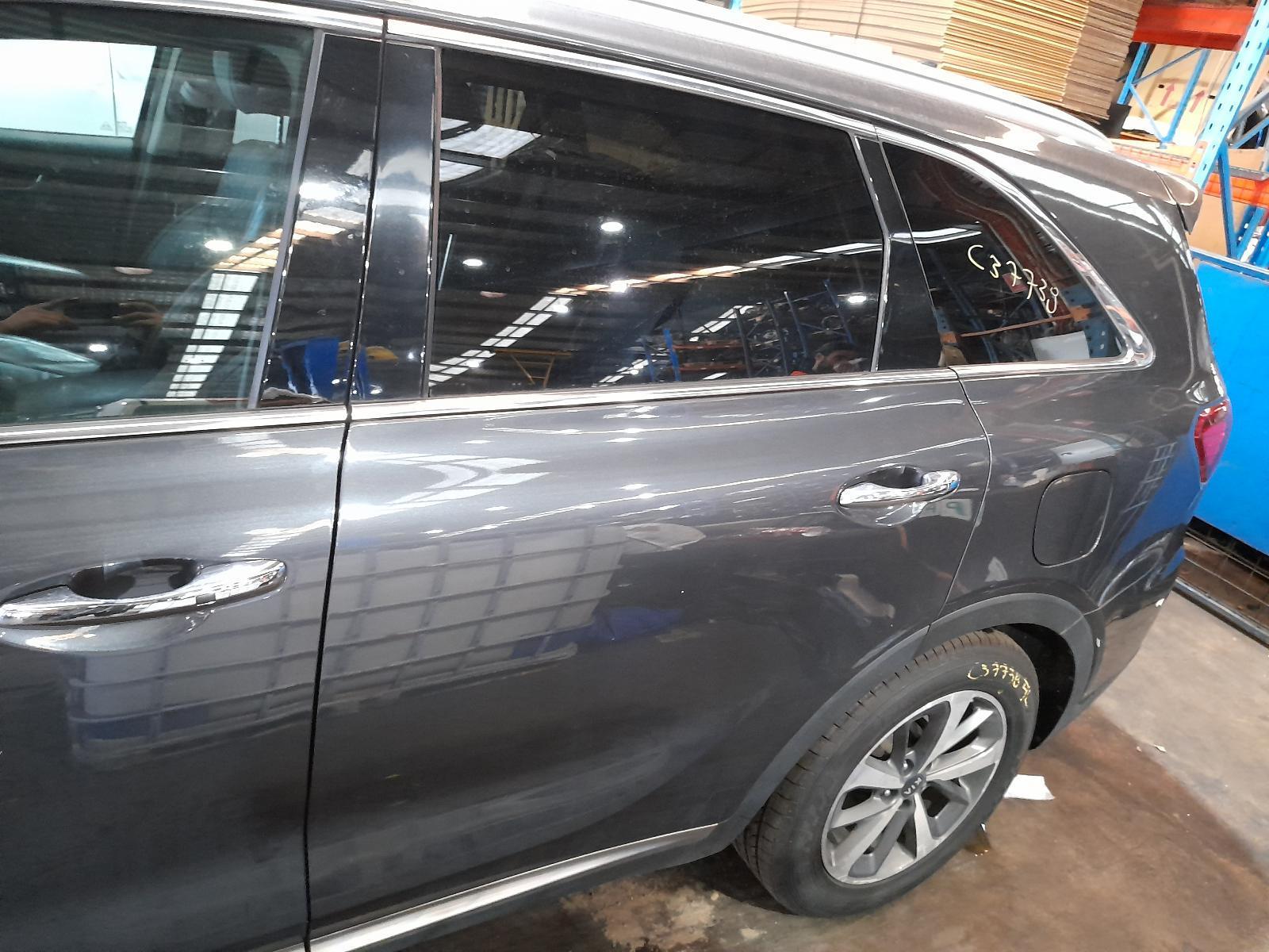 View Auto part Left Rear Door/Sliding Kia Sorento 2019