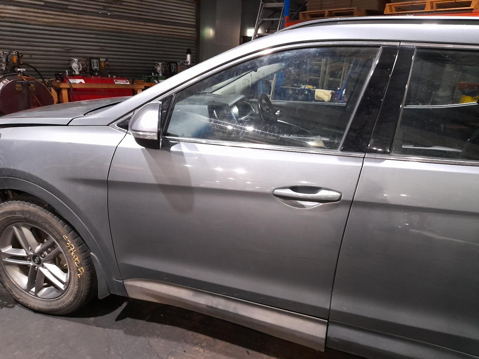 View Auto part Left Front Door Hyundai Santa Fe 2018