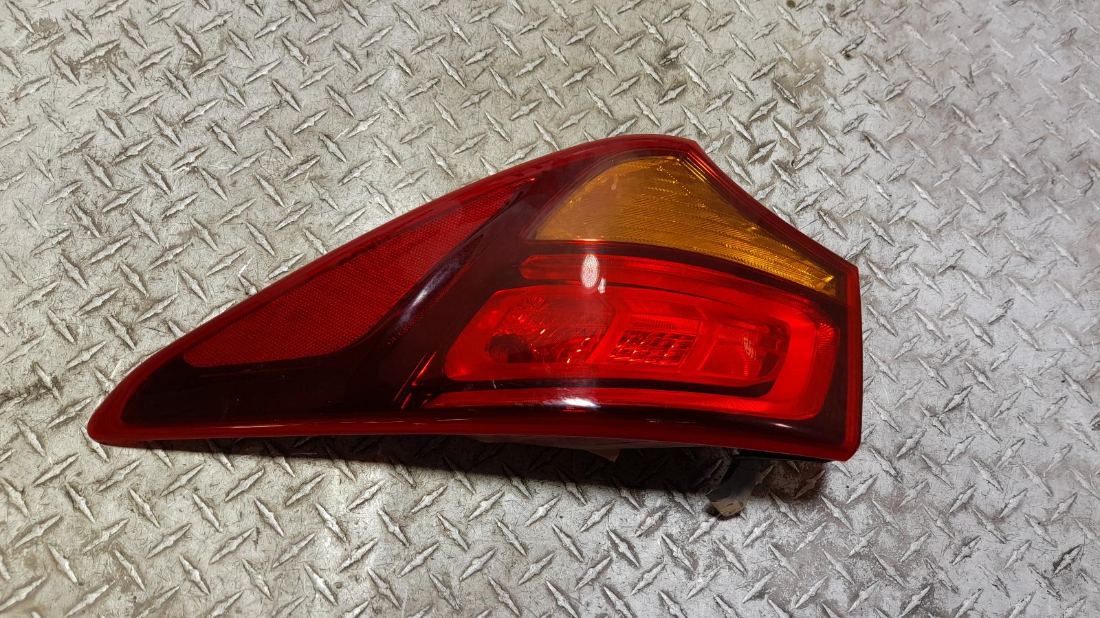 View Auto part Right Taillight Hyundai Santa Fe 2018