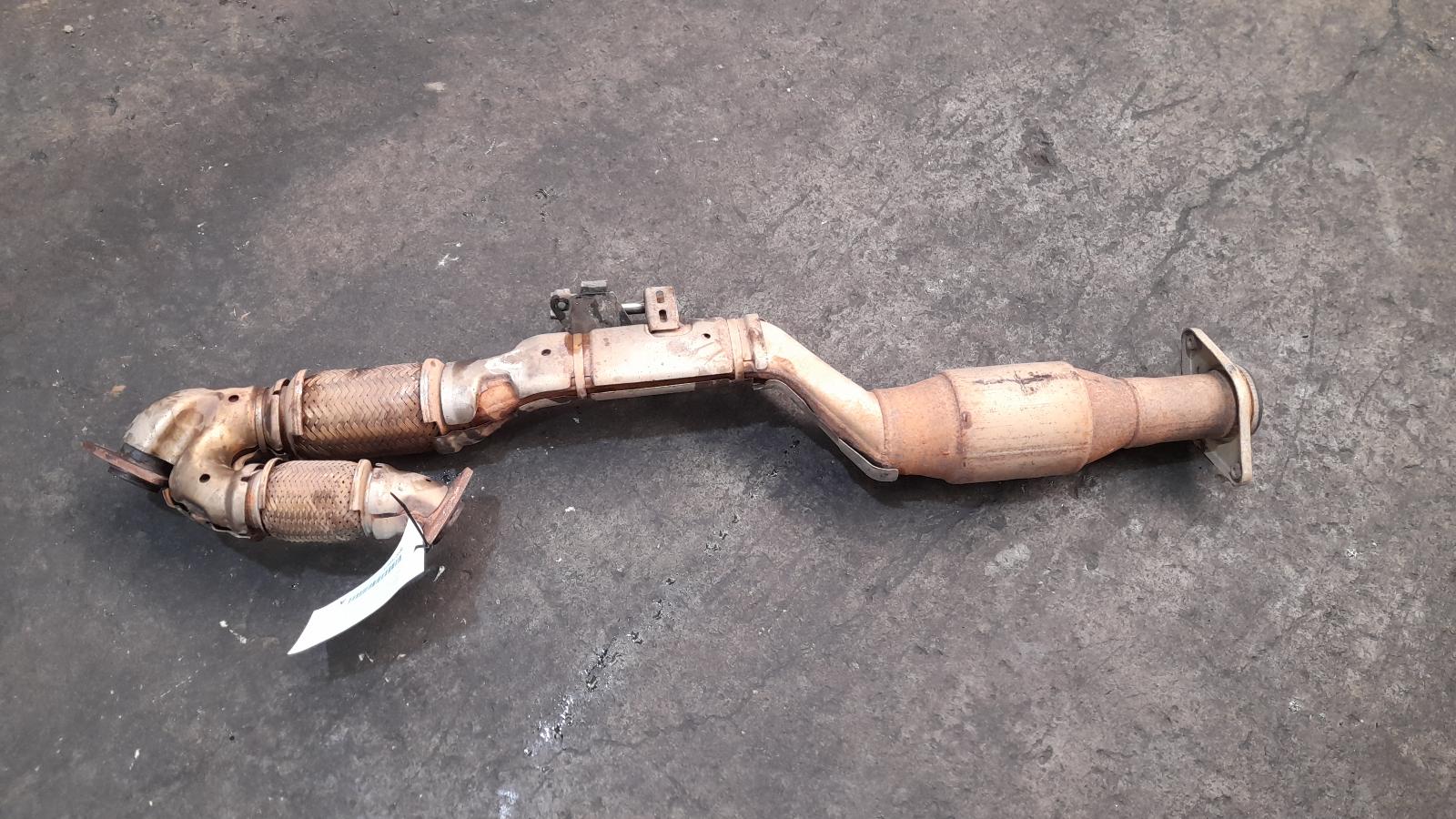 View Auto part Catalytic Converter Nissan Pathfinder 2014