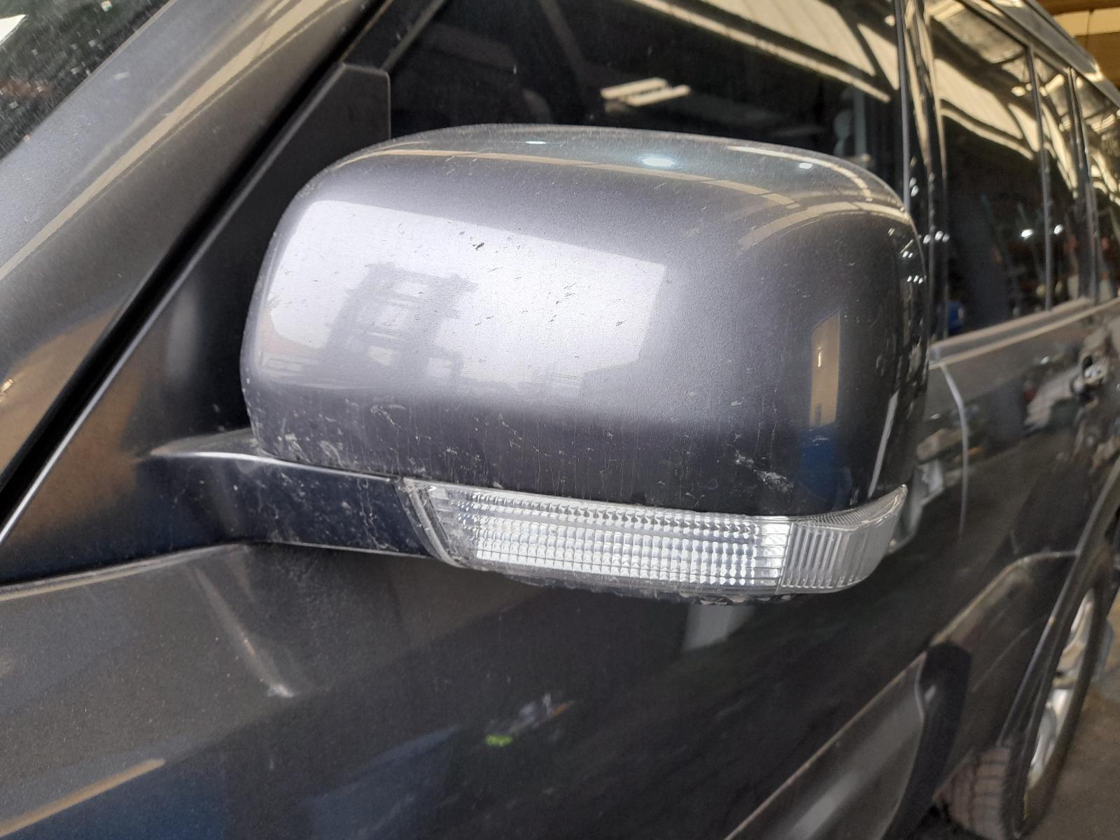 View Auto part Right Door Mirror Mitsubishi Pajero 2014