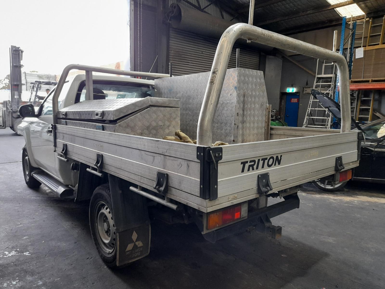 View Auto part Trans/Gearbox Mitsubishi Triton 2022