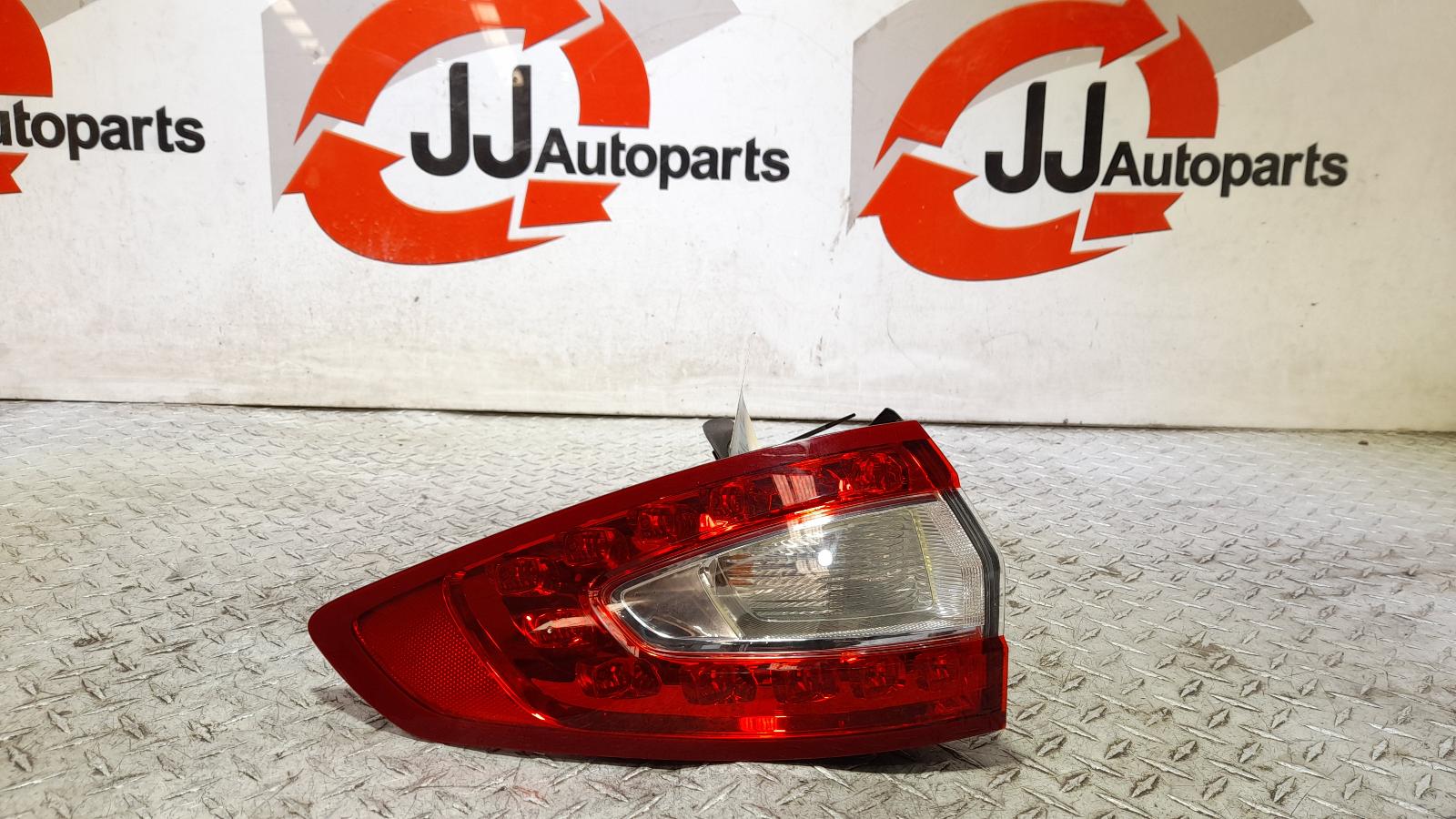 View Auto part Left Taillight Ford Mondeo 2016