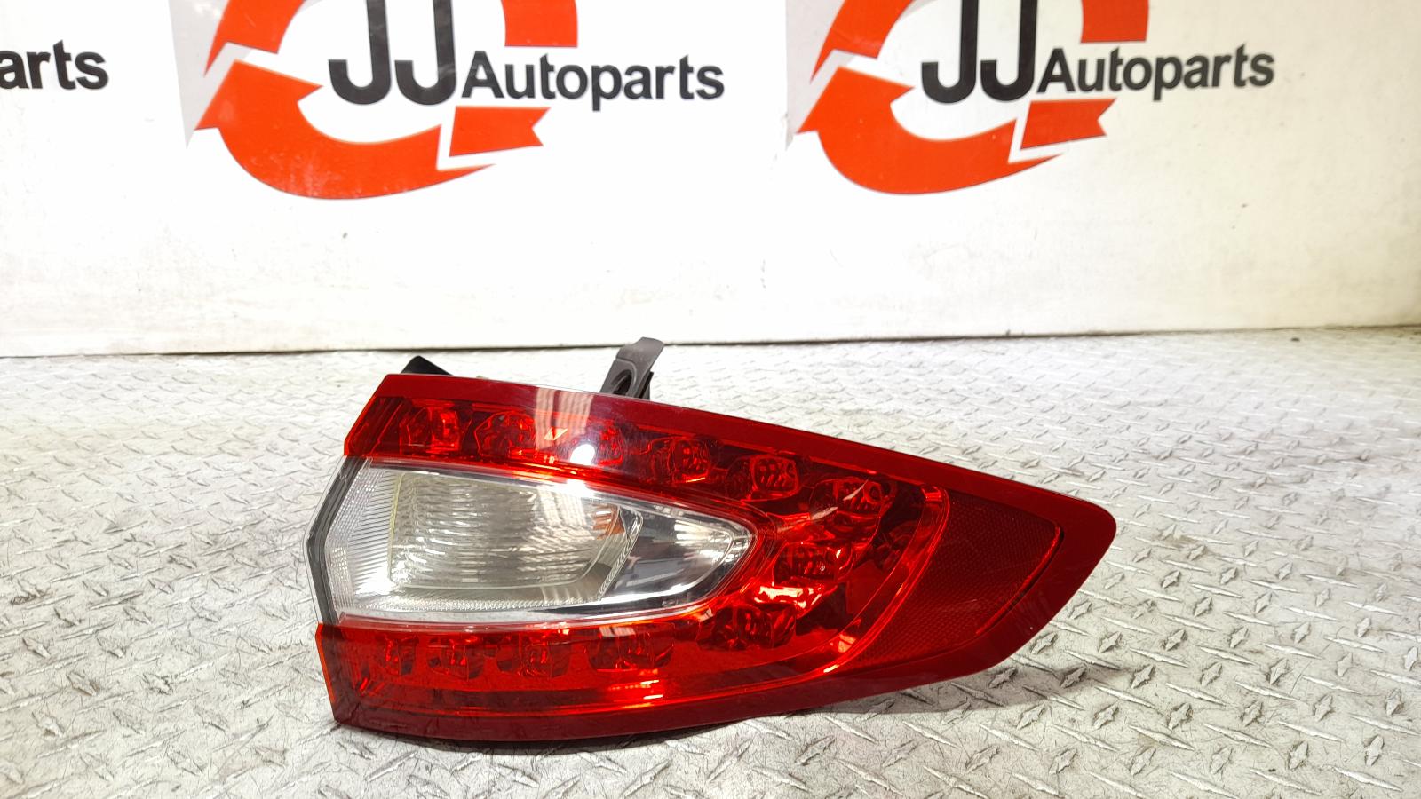 View Auto part Right Taillight Ford Mondeo 2016