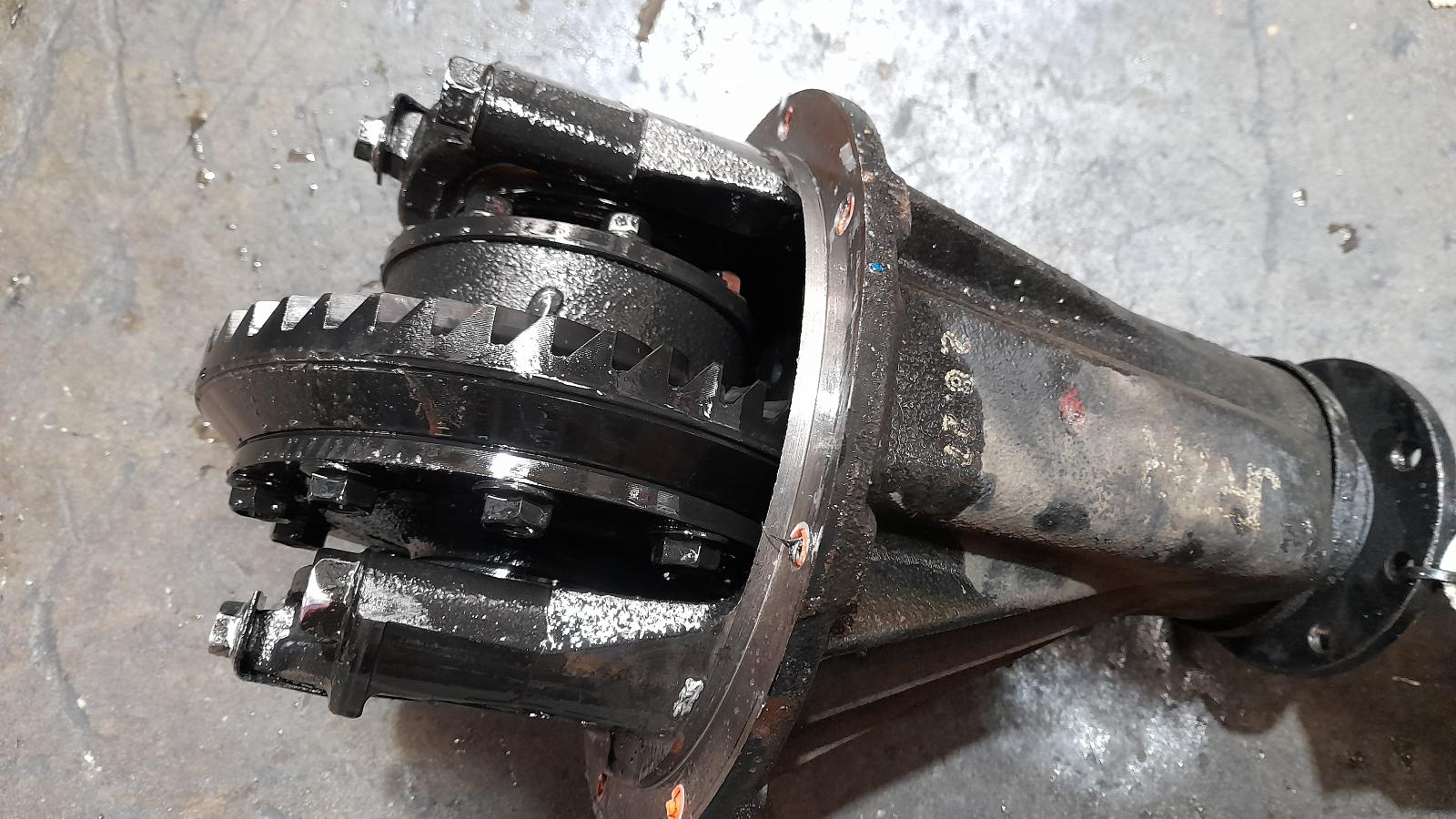 View Auto part Differential Centre Suzuki Jimny 2012