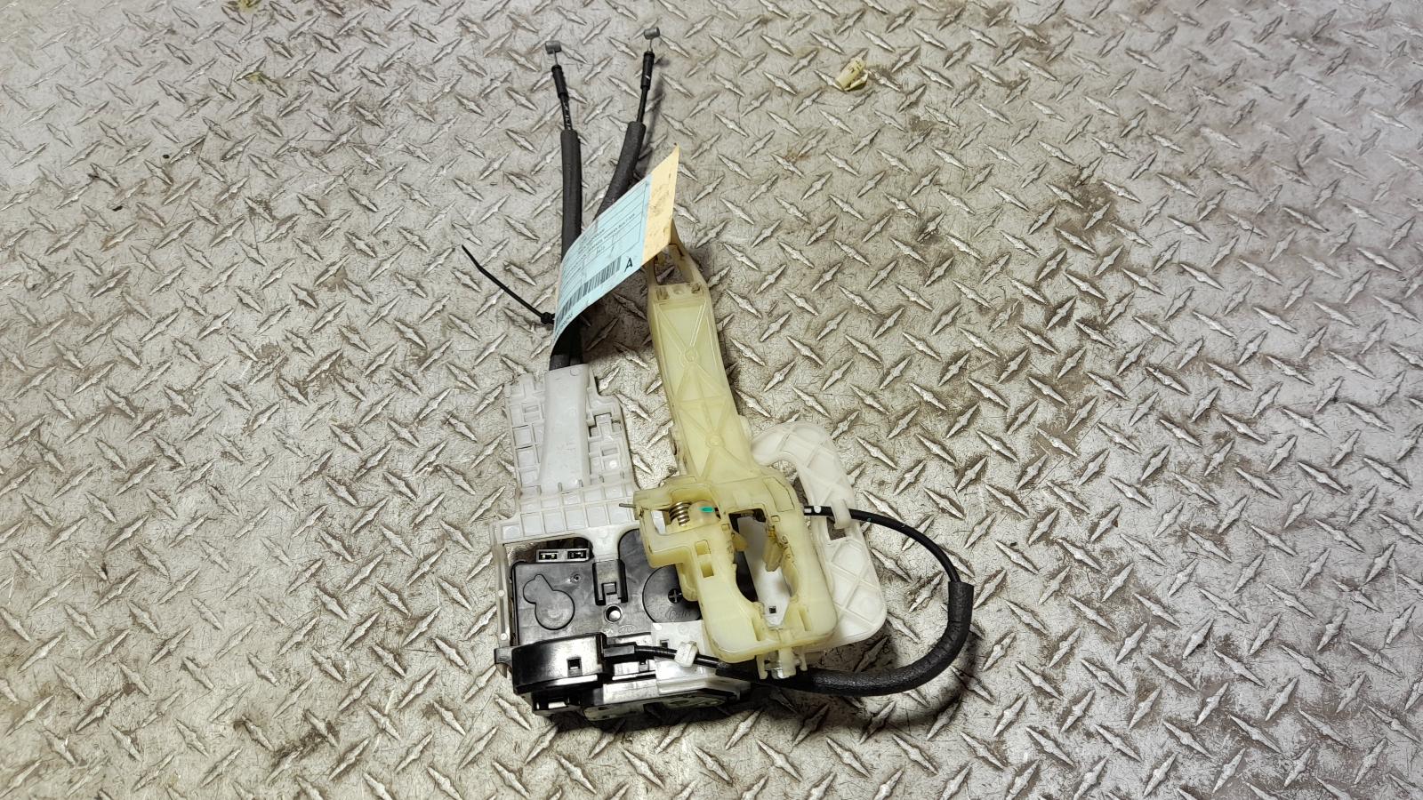 View Auto part Door/Boot/Gate Lock Hyundai Ix35 2012