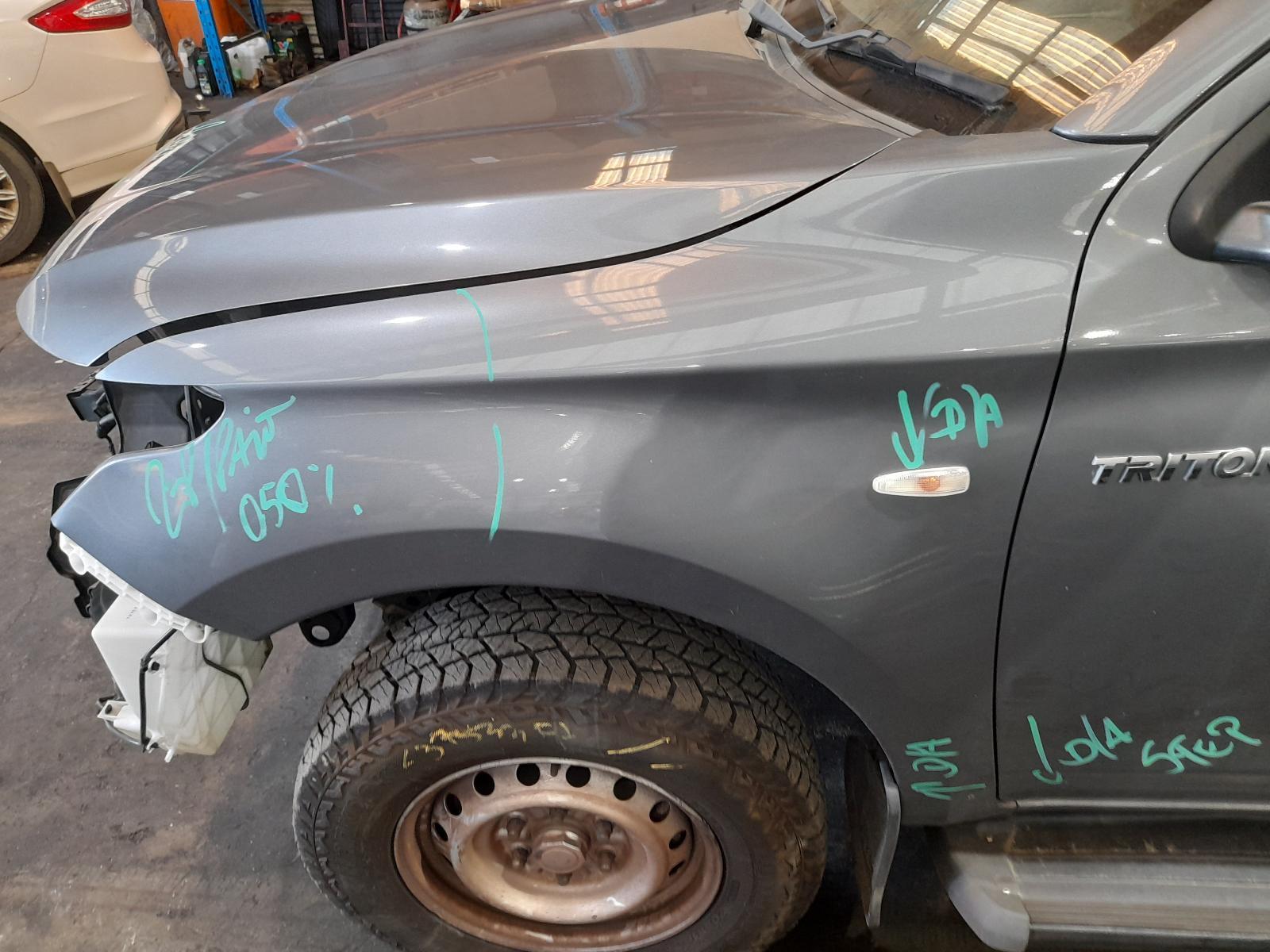 View Auto part Left Guard Mitsubishi Triton 2016
