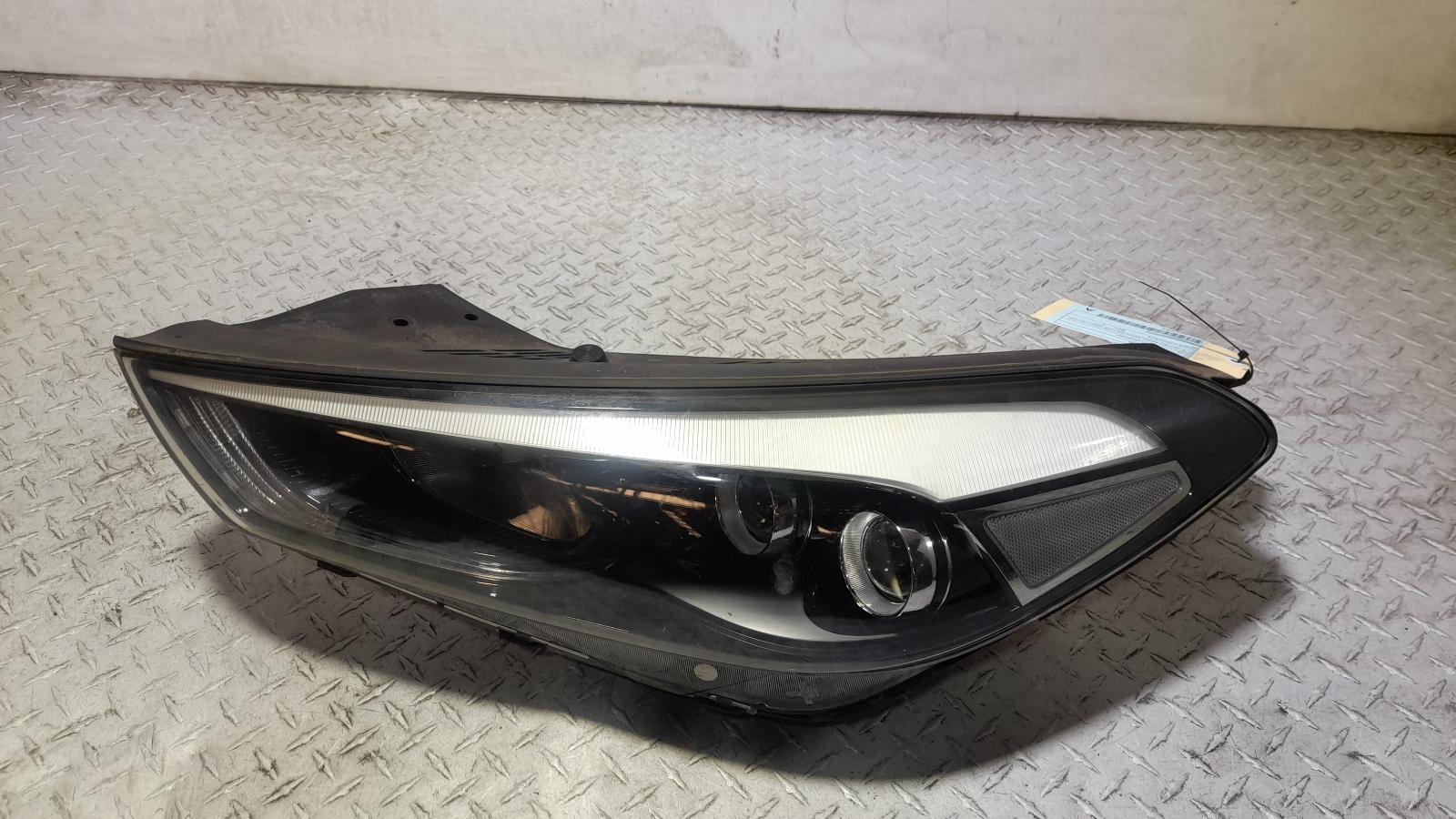 View Auto part Left Headlamp Hyundai Tucson 2016