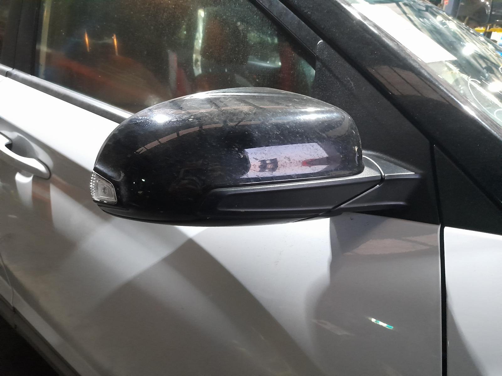 View Auto part Right Door Mirror Hyundai Kona 2017