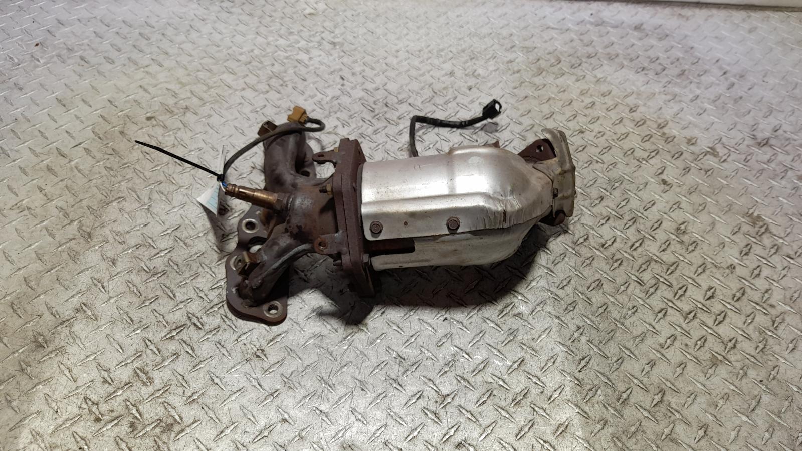 View Auto part Catalytic Converter Nissan Pathfinder 2014