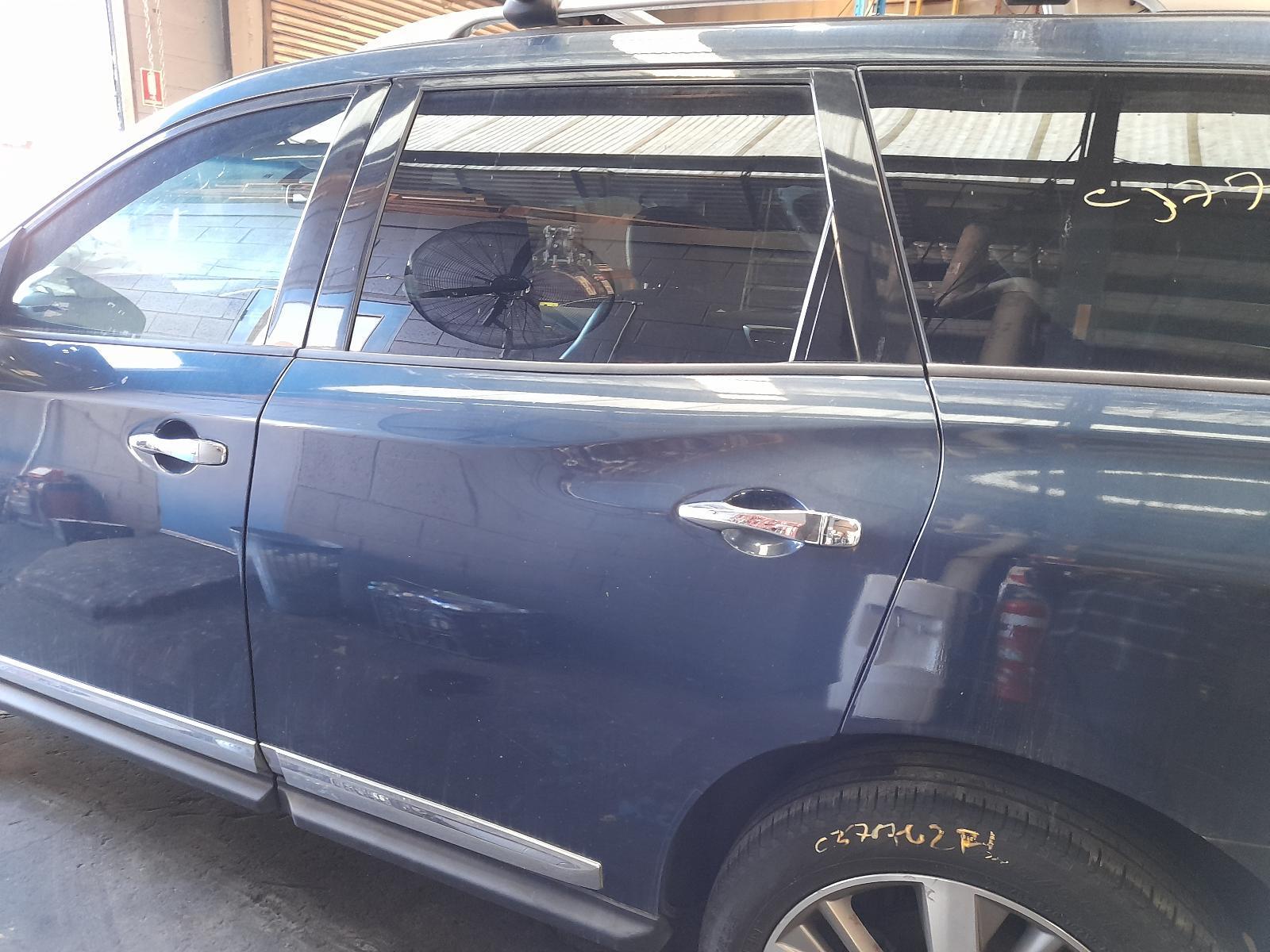 View Auto part Left Rear Door/Sliding Nissan Pathfinder 2014