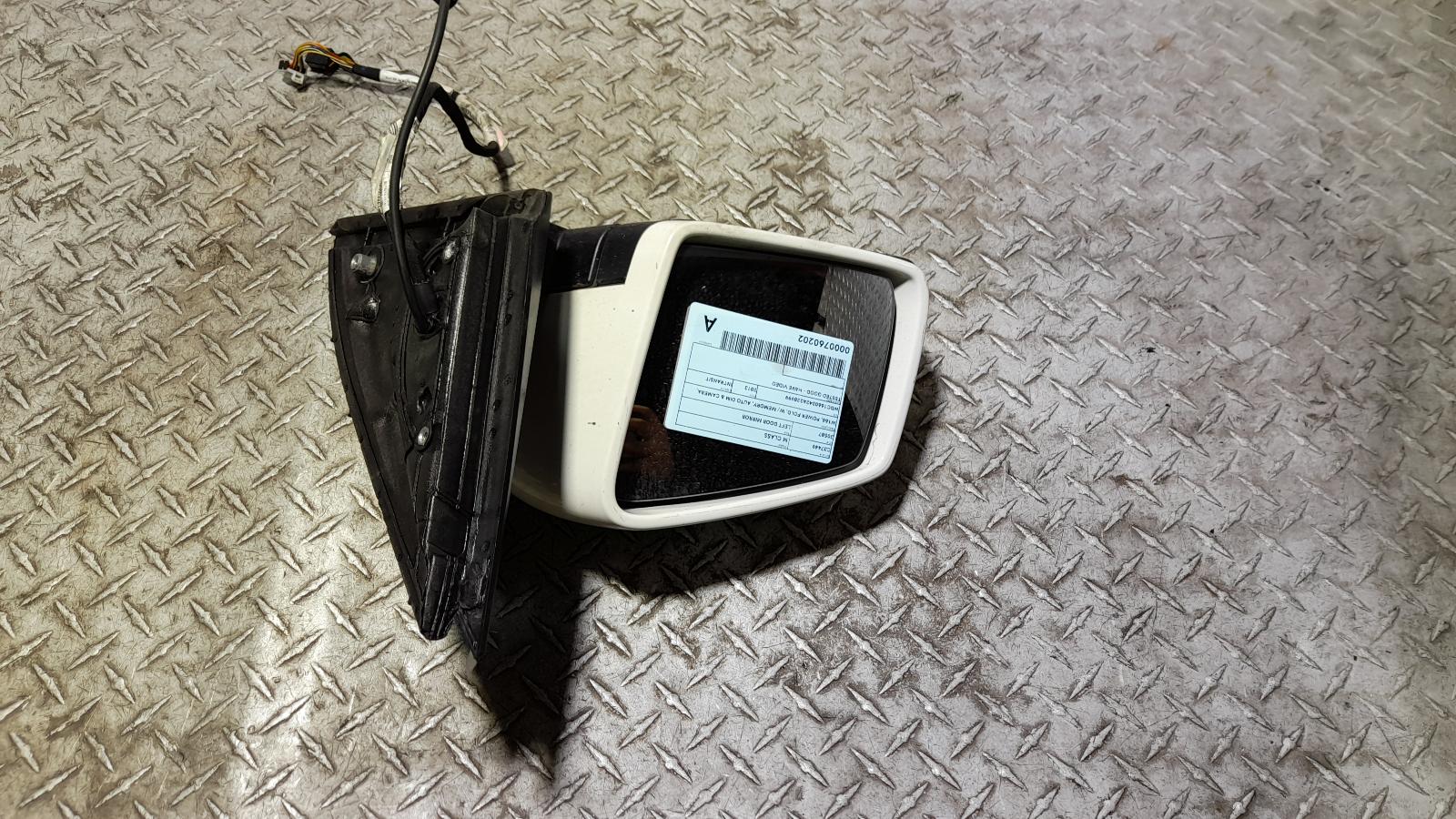 View Auto part Left Door Mirror Mercedes M Class 2013