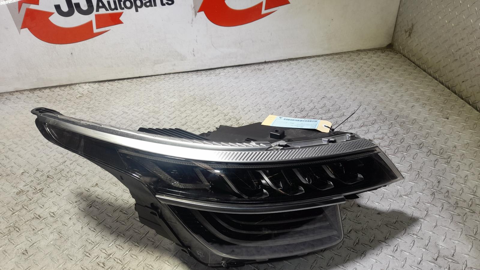 View Auto part Right Headlamp Kia Seltos 2020