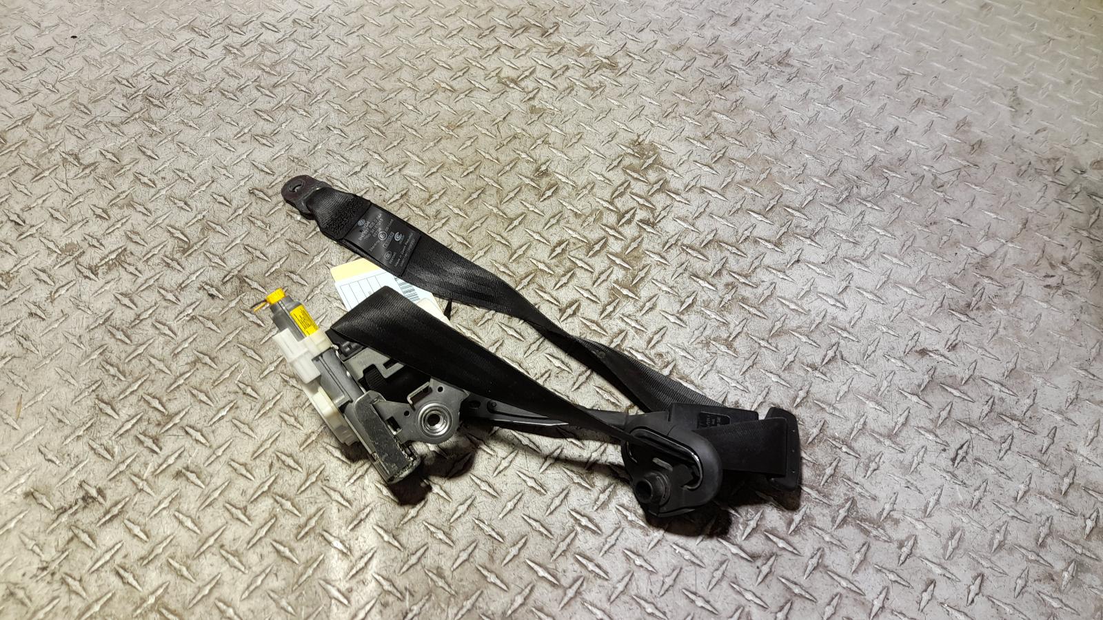 View Auto part Seatbelt/Stalk Volkswagen Amarok 2019