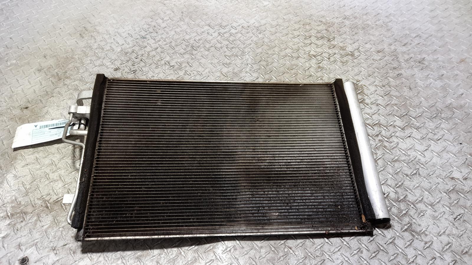 View Auto part A/C Condenser Hyundai I30 2011